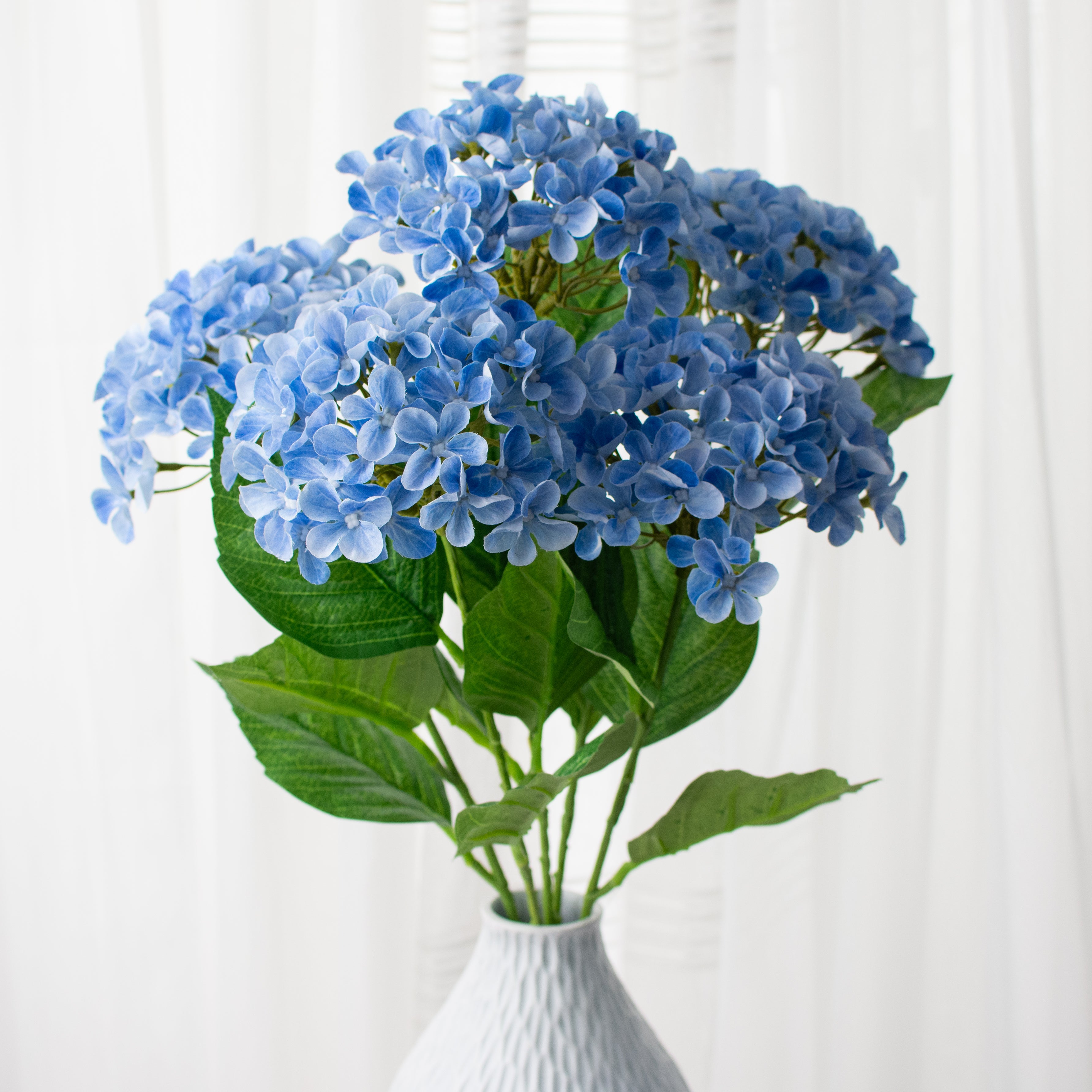 23" Hydrangea Bush: Blue