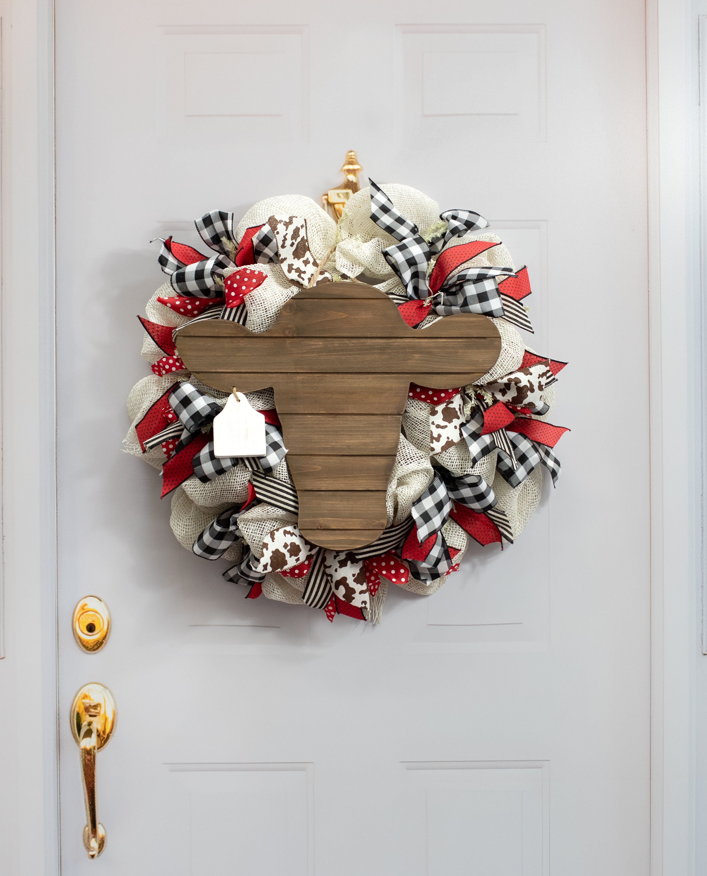 18" Shiplap Cow Head with Tag Hanger: Antique Brown