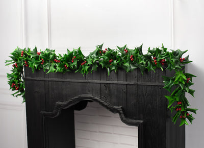 5' Holly Leaf & Berry Garland