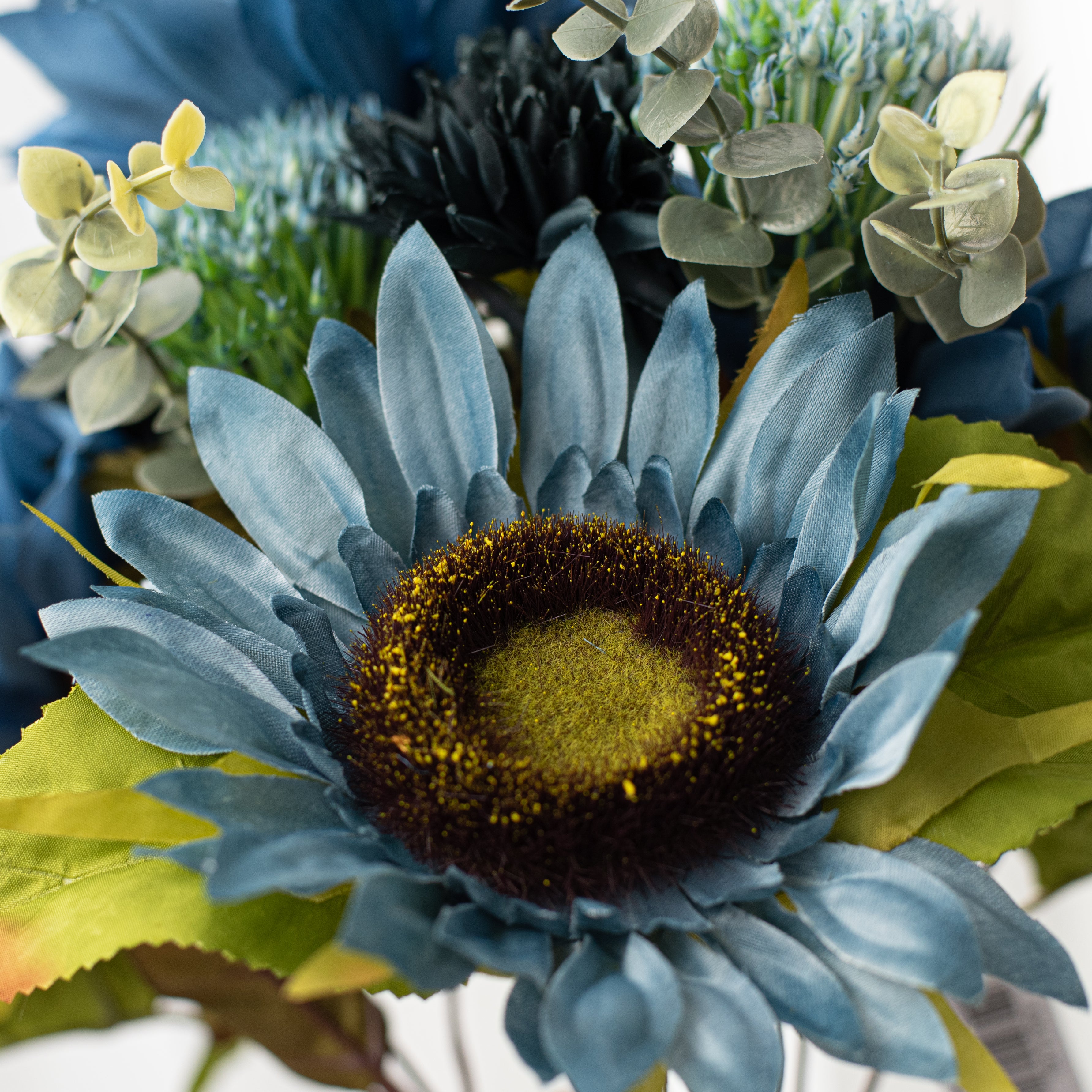 19" Mixed Dahlia Sunflower Bush: Blues