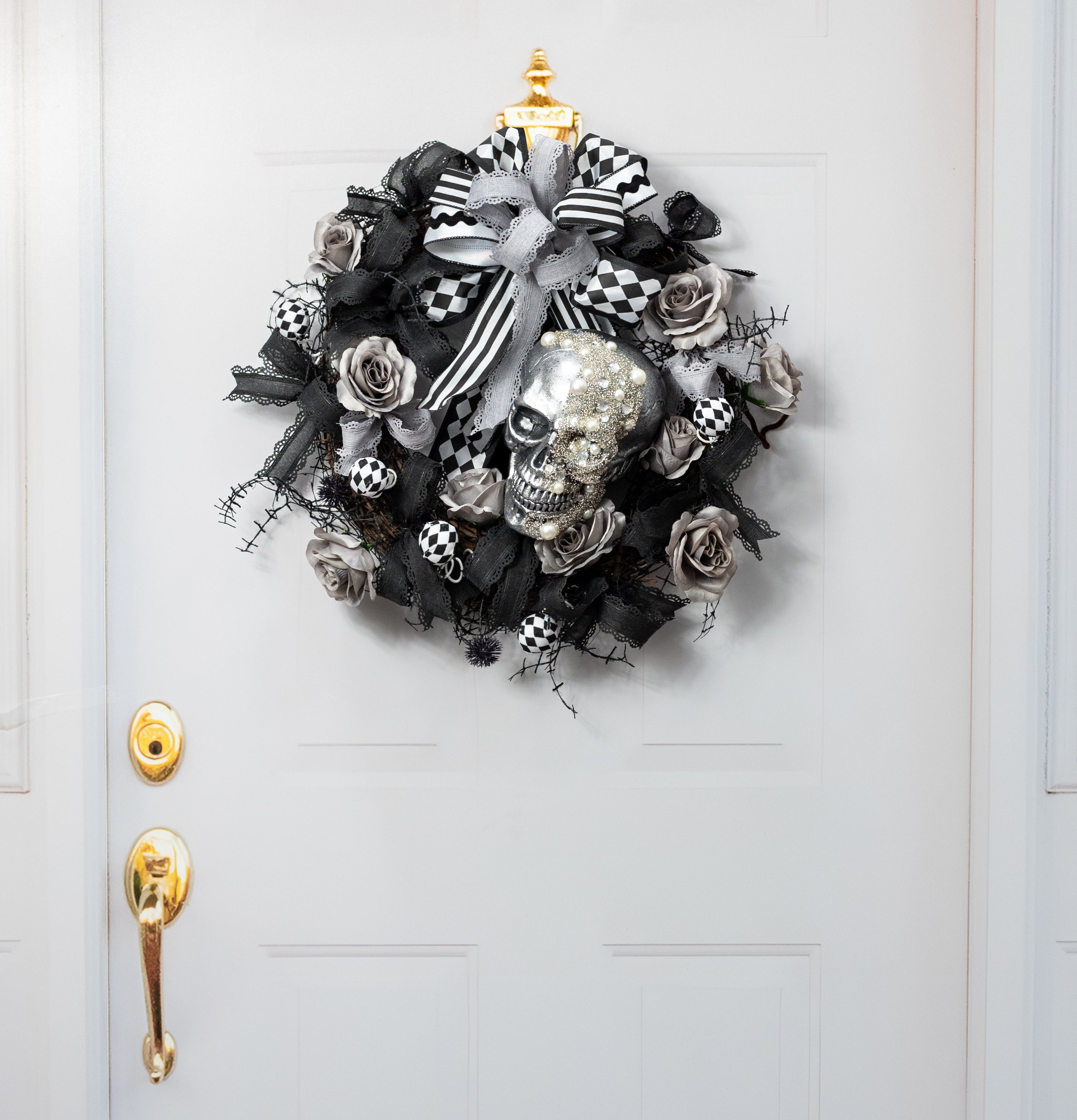 8" Foam Skull with Beads & Glitter: Antique Silver