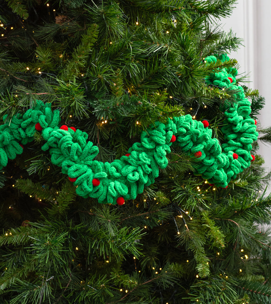 47" Yarn & Loop Pom-Pom Garland: Green & Red