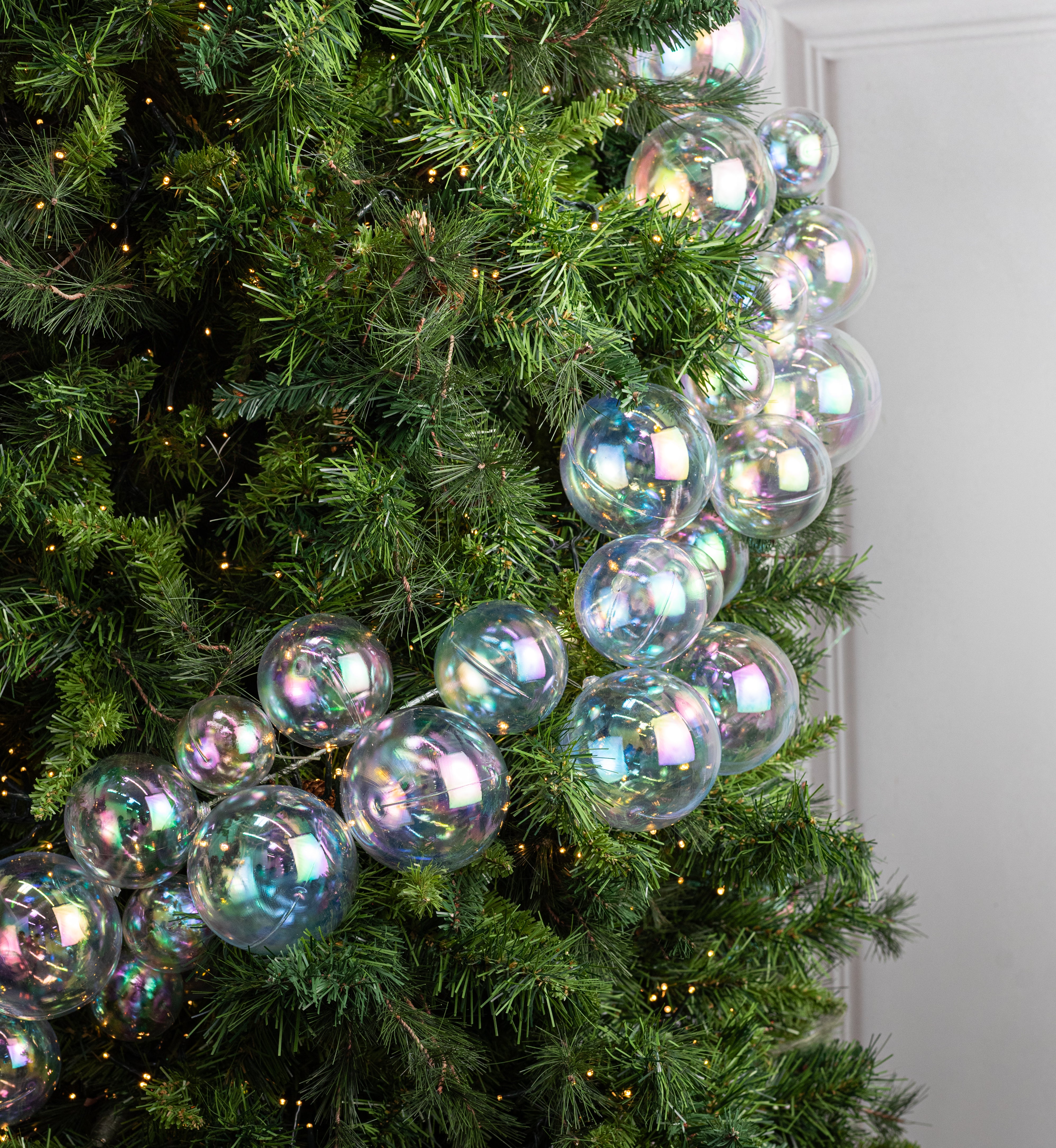 6' Effortless Ornament Garland: Iridescent Clear Bubbles