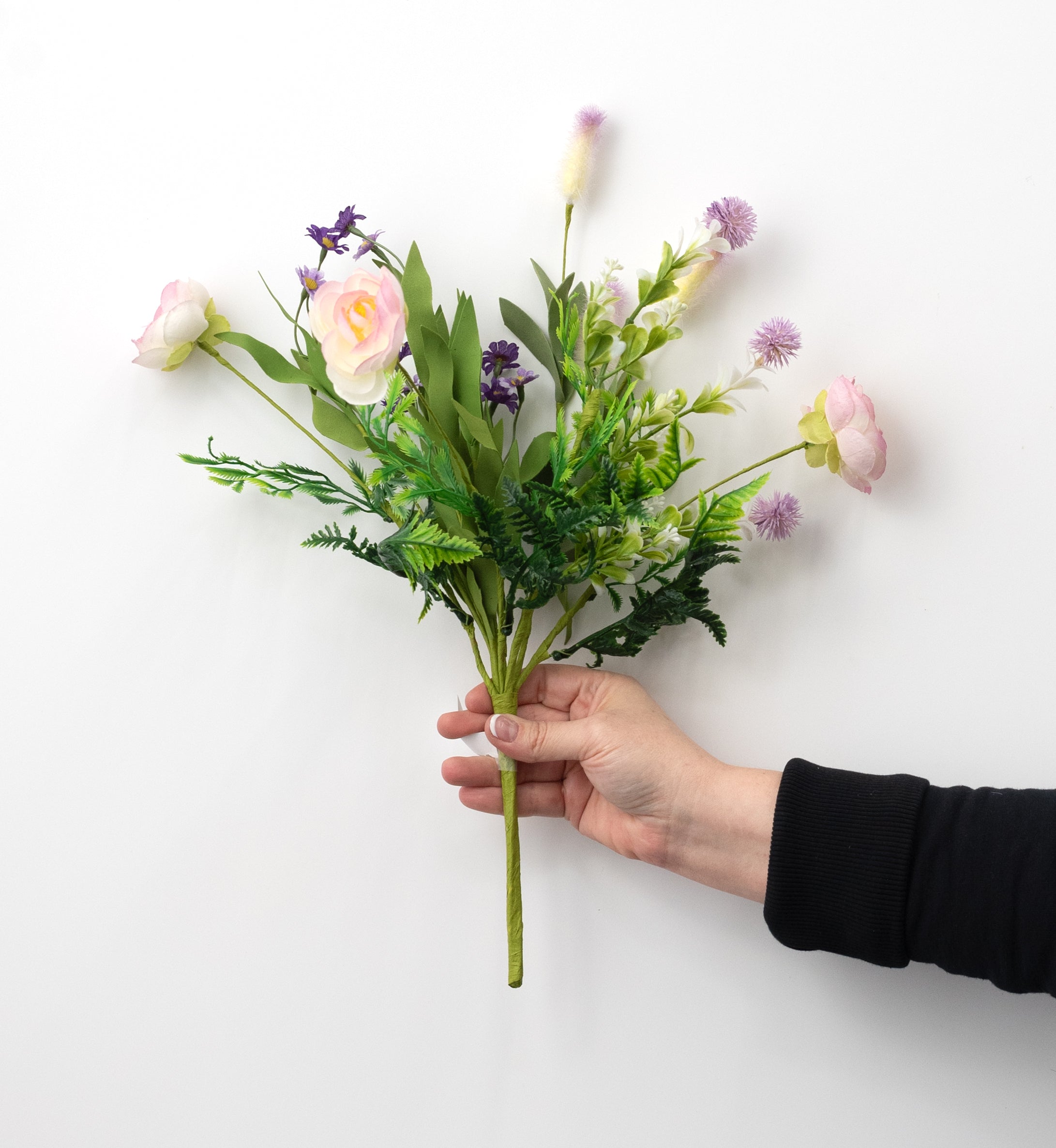 19" Ranunculus & Bunny Tail Pick: Lavender & Pink