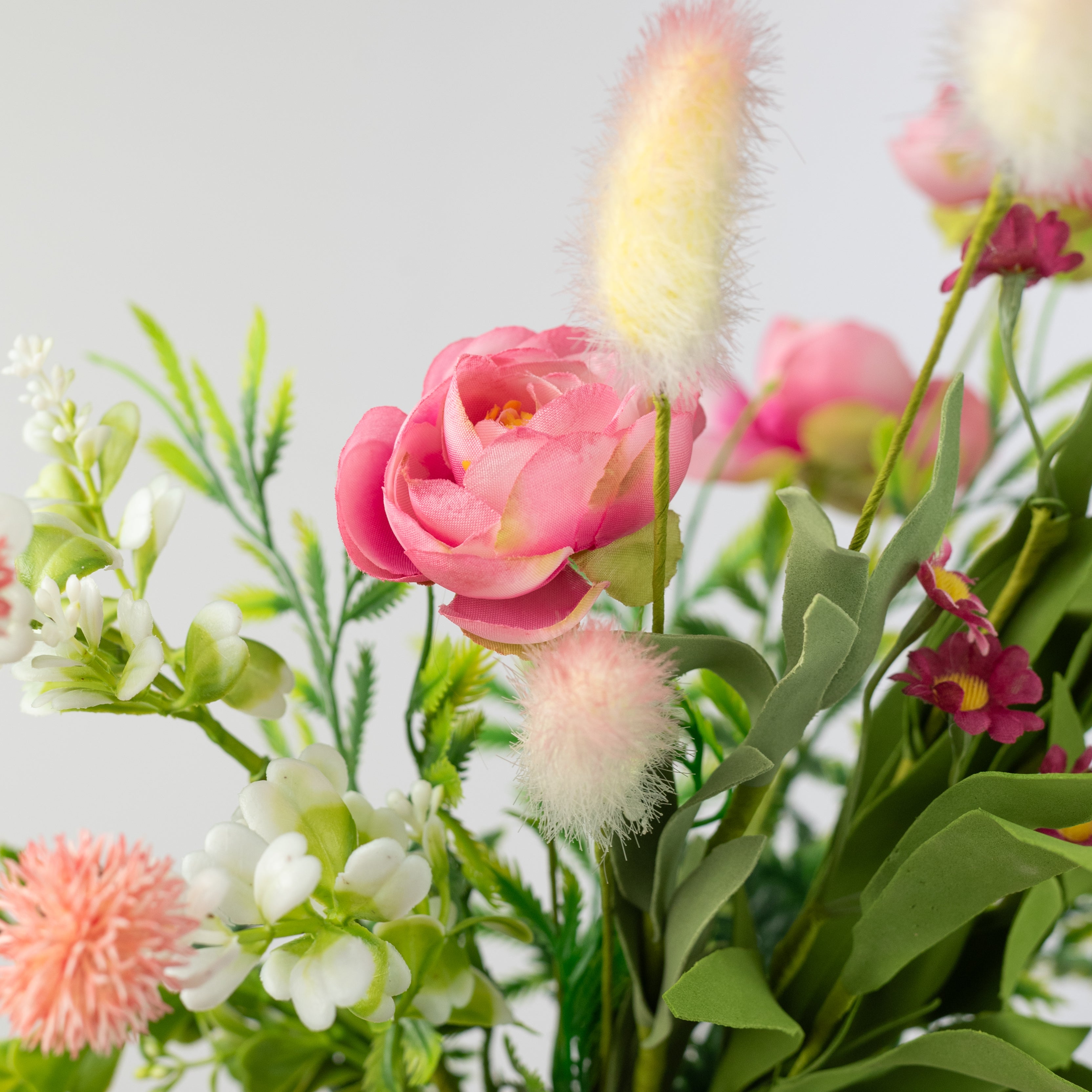 19" Ranunculus & Bunny Tail Pick: Pink
