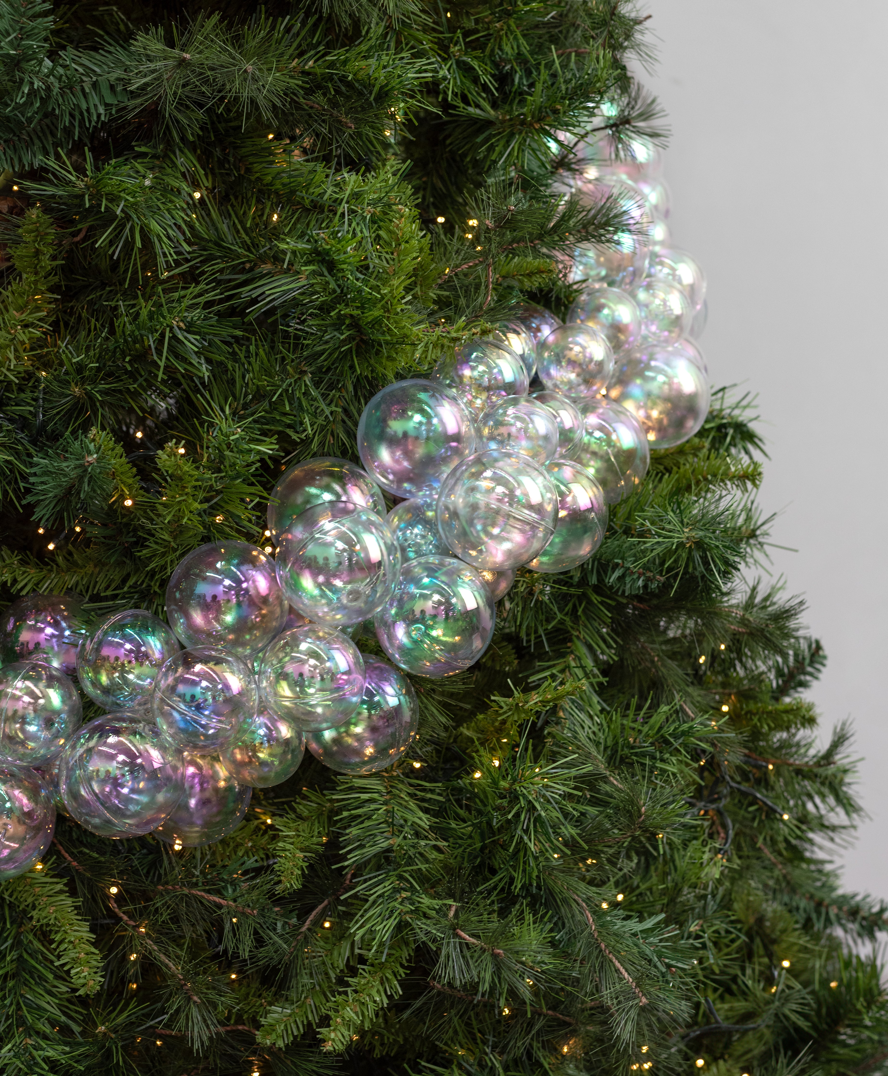 6' Effortless Deluxe Ball Ornament Garland: Iridescent Clear Bubbles