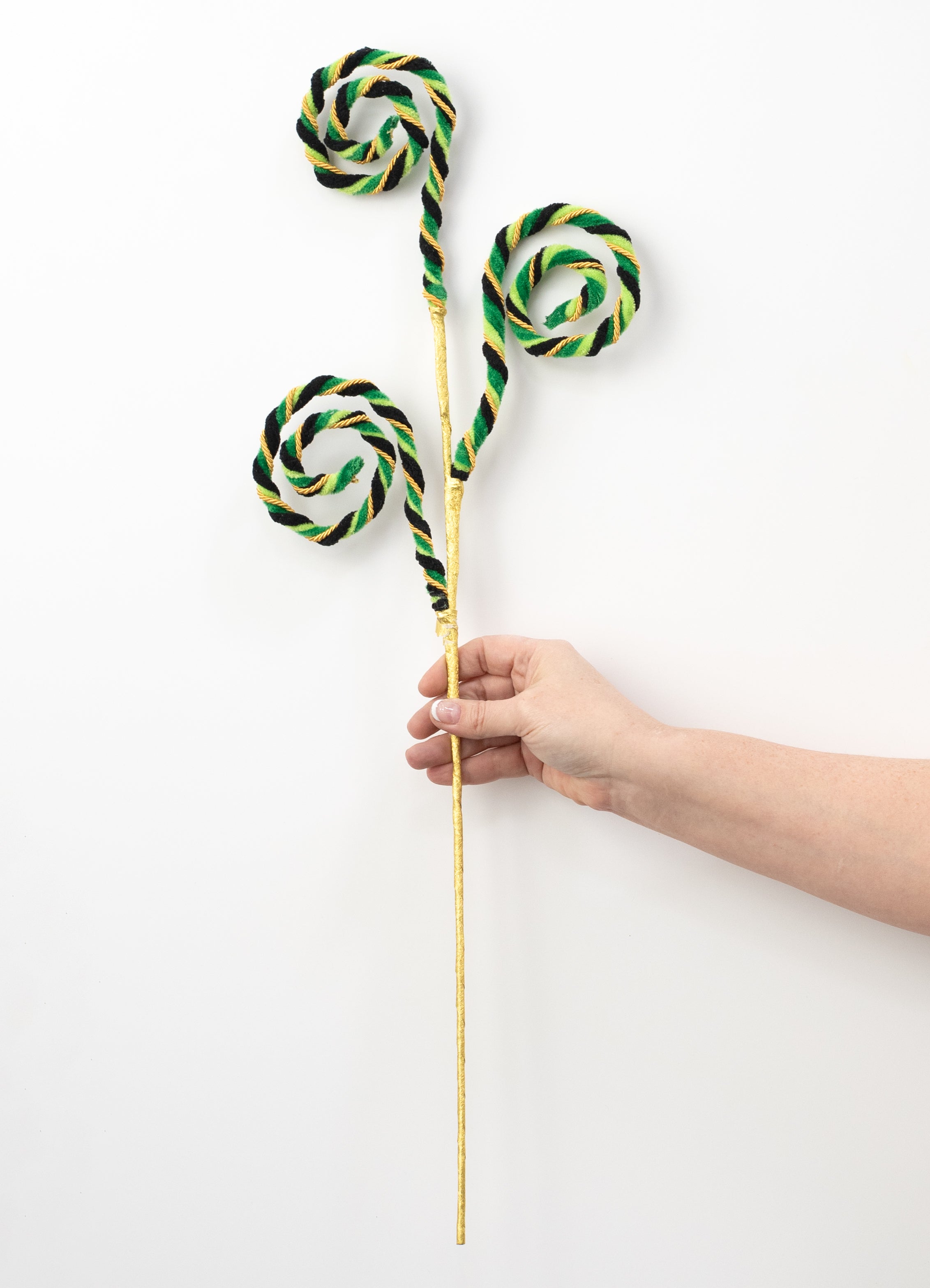 26" Stripe Chenille Curly Spray: St Patrick's Day