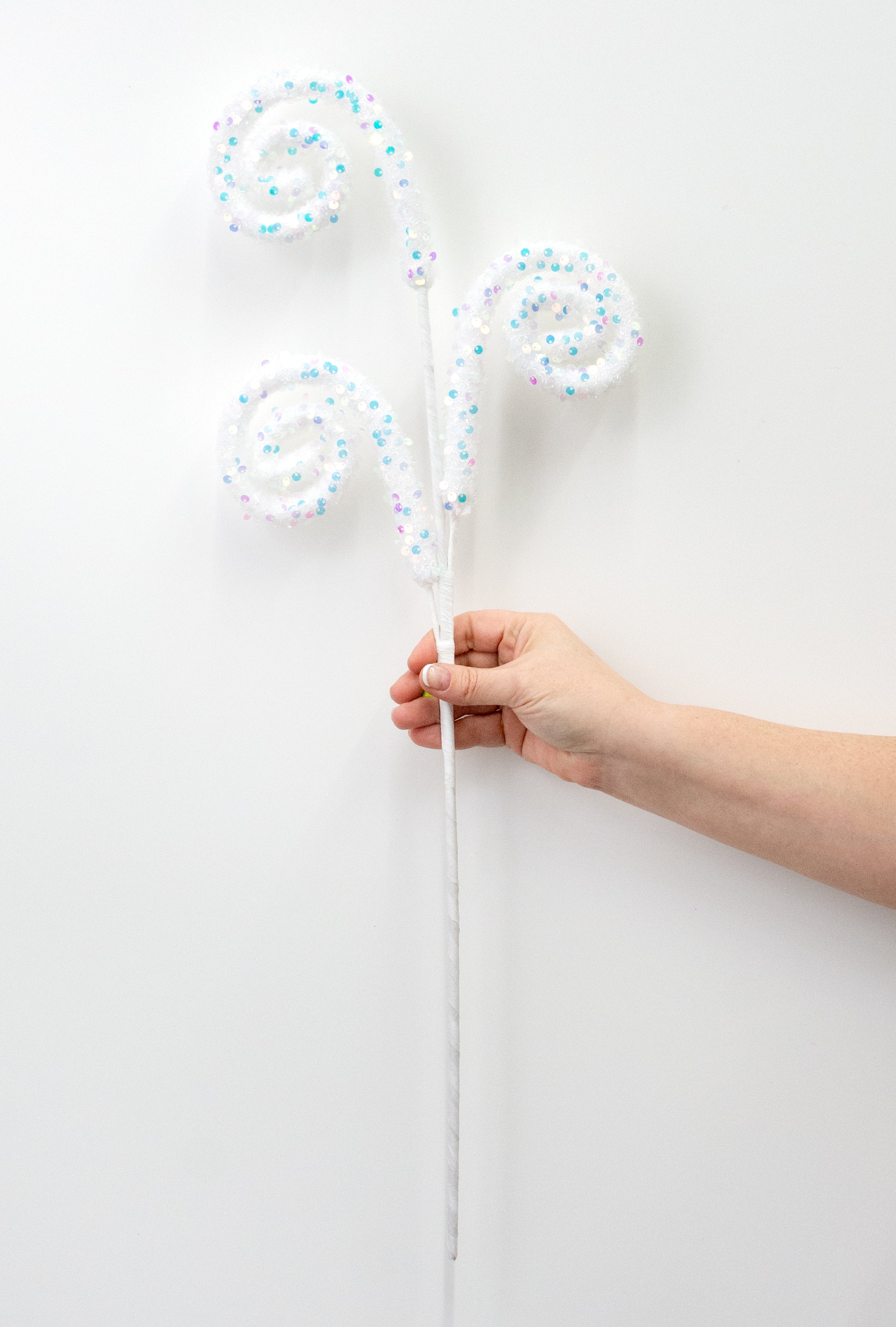 28" Sequin Spiral Curly Spray: White Iridescent