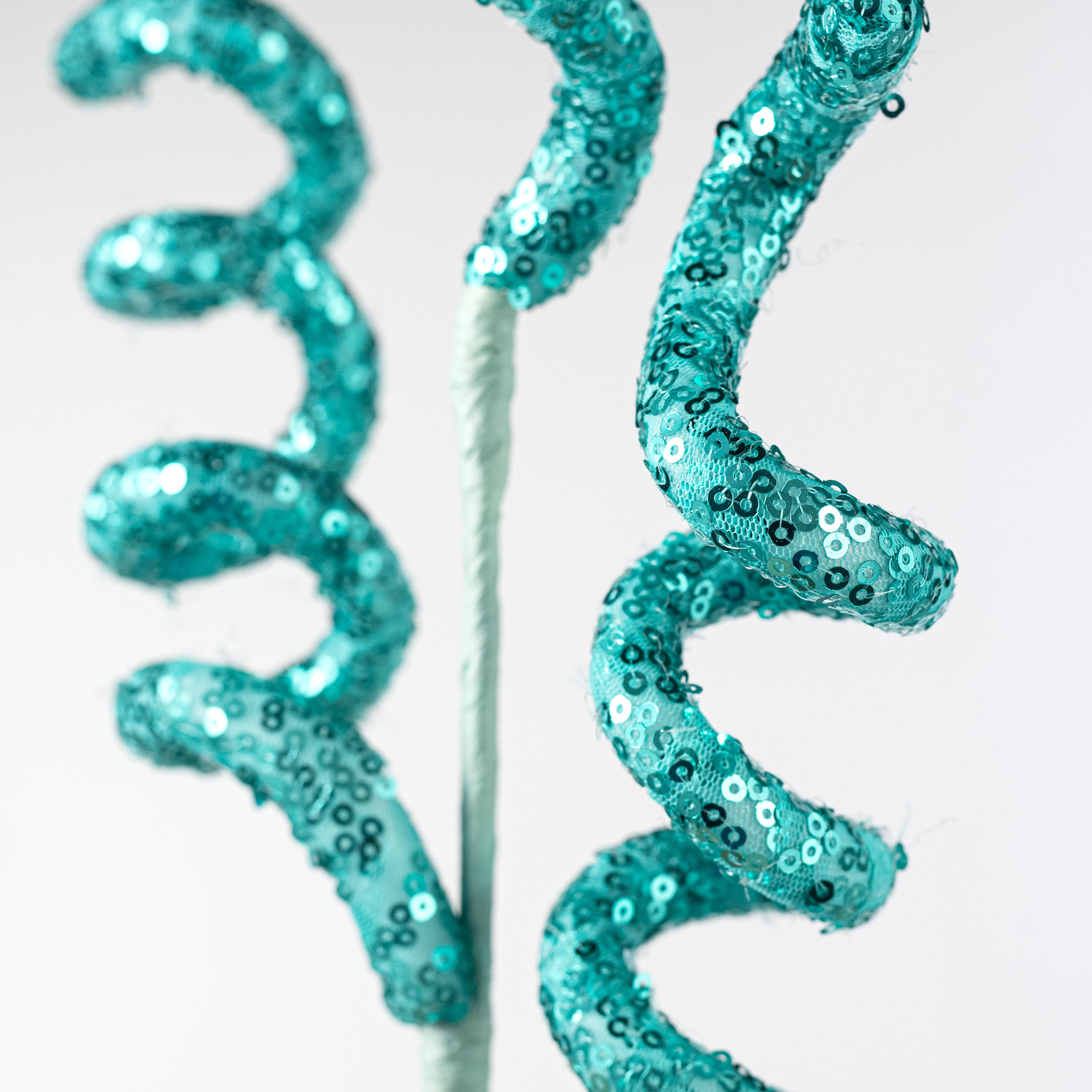 28" Sequin Curly Spray: Turquoise Blue