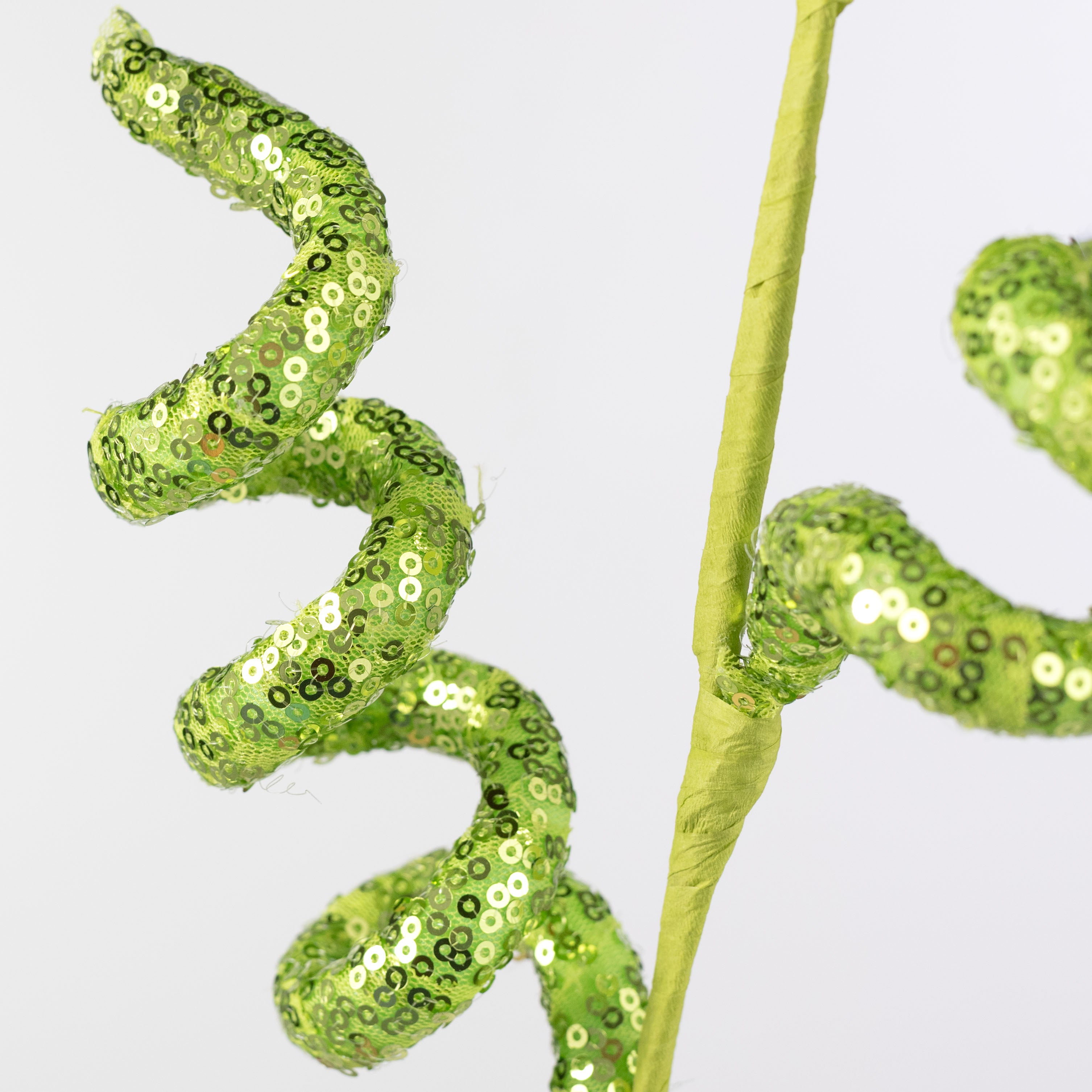 28" Sequin Curly Spray: Green