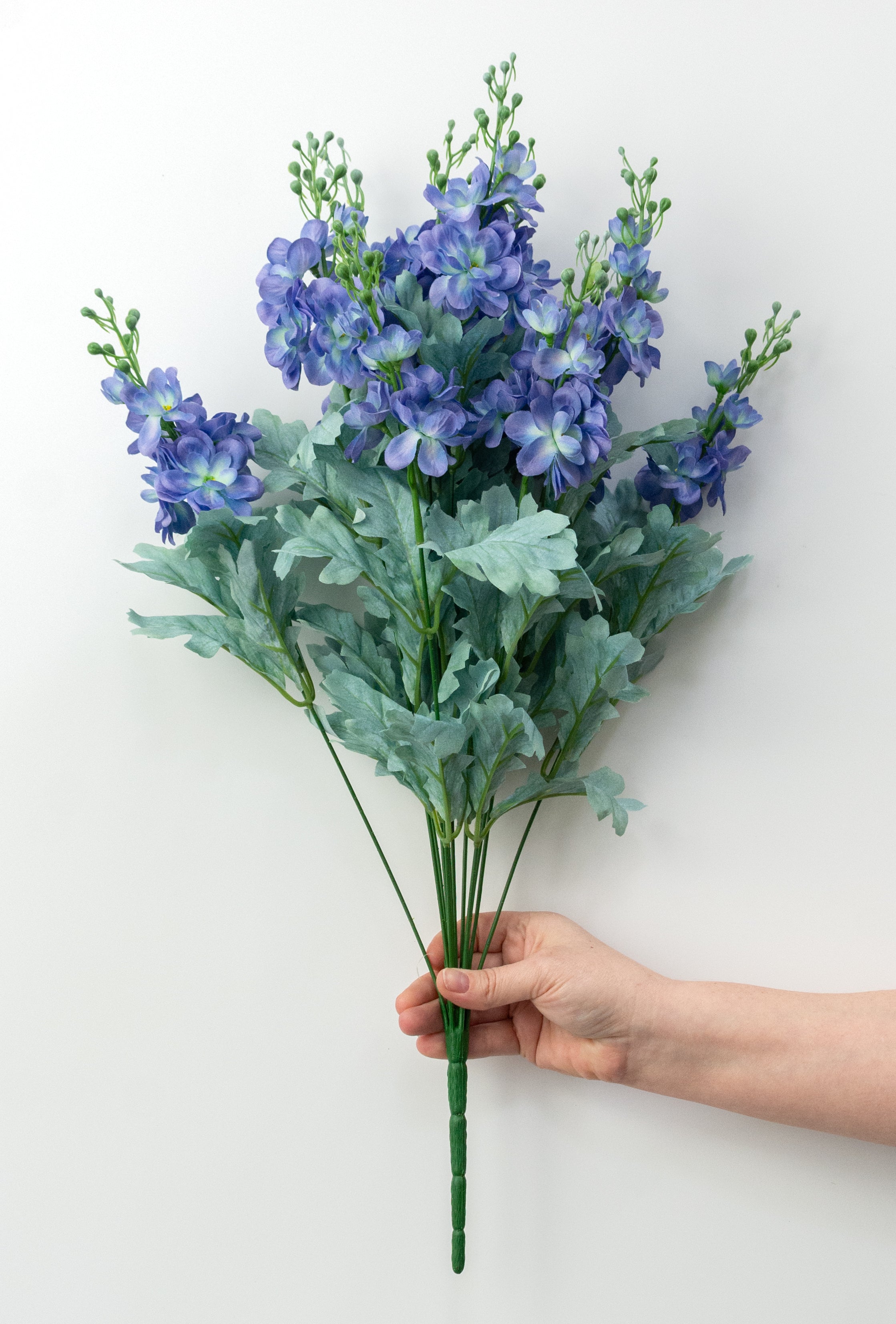 24" Delphinium Bush: Blue (12 Stem)