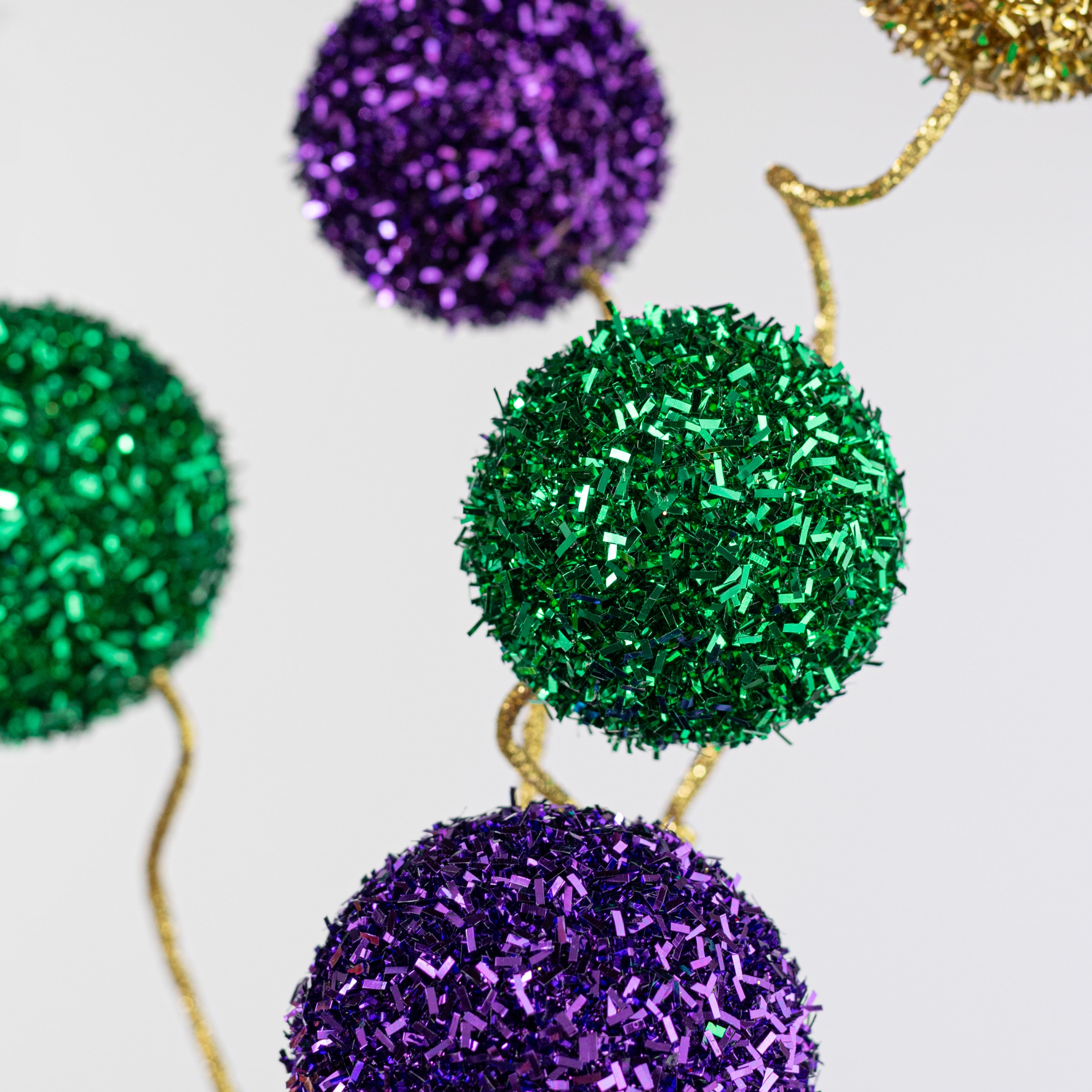 22" V-Cut Foil Ball x6 Spray: Mardi Gras