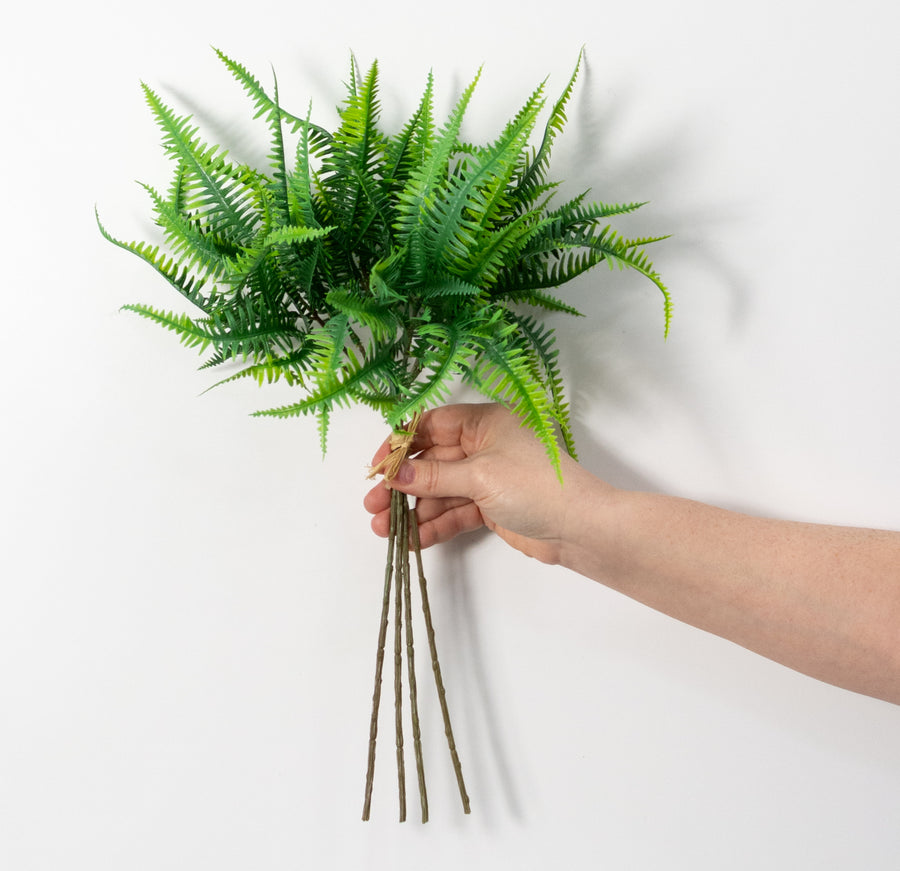 18" Plastic Fern Bundle: Two-Tone Green (4)