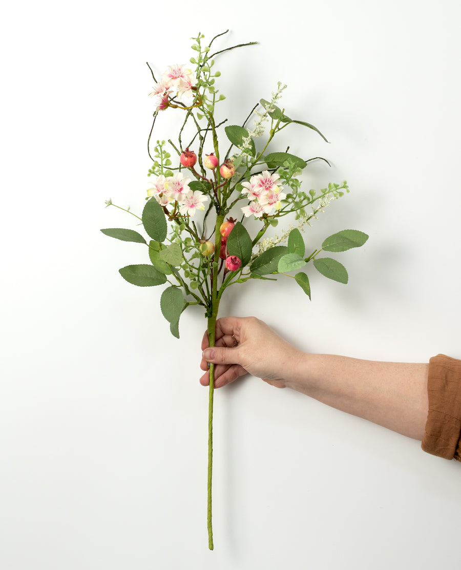 24" Wildflower, Berries & Fern Spray