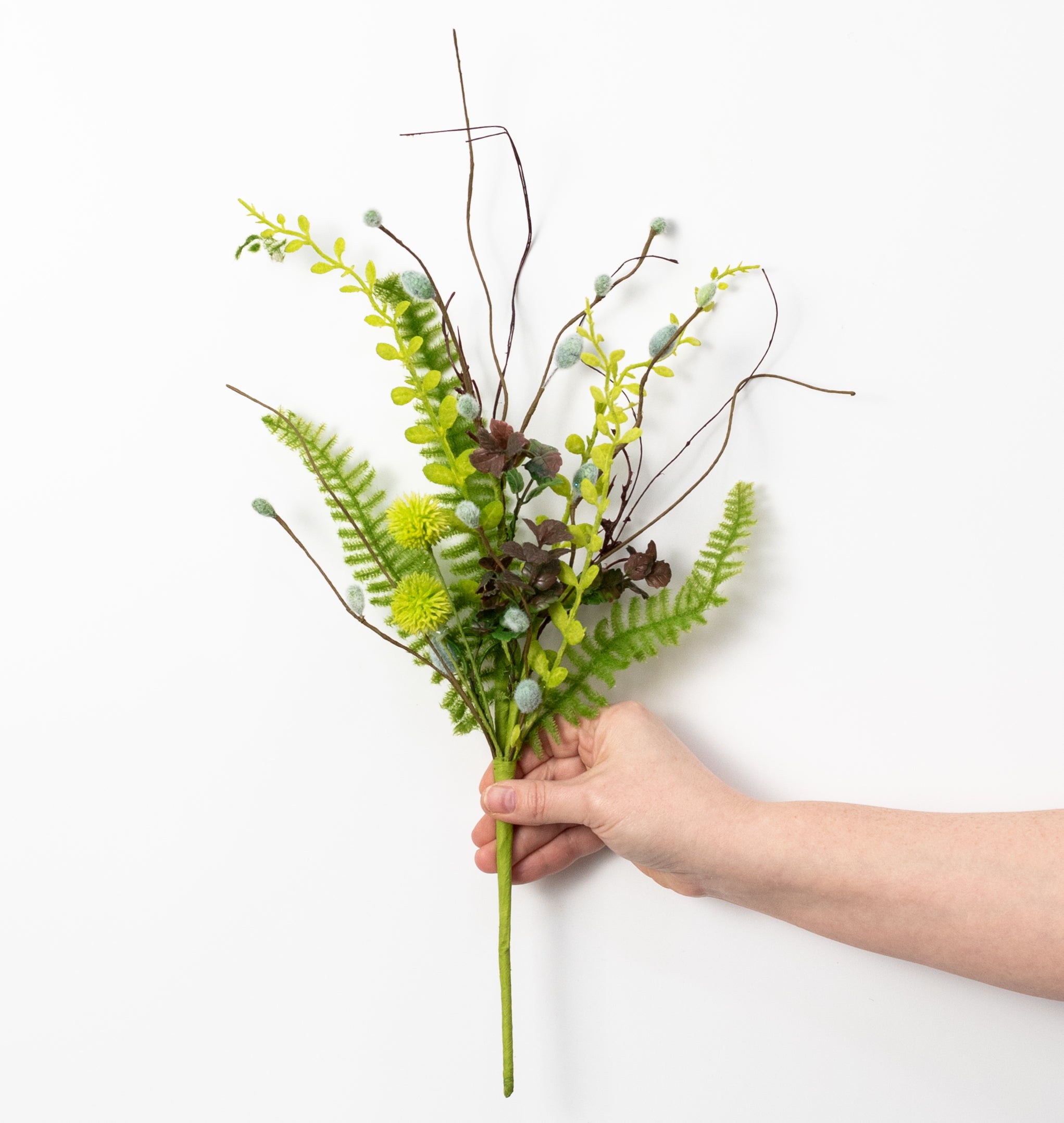 18" Pom Poms, Leaves, Ferns & Twigs Pick