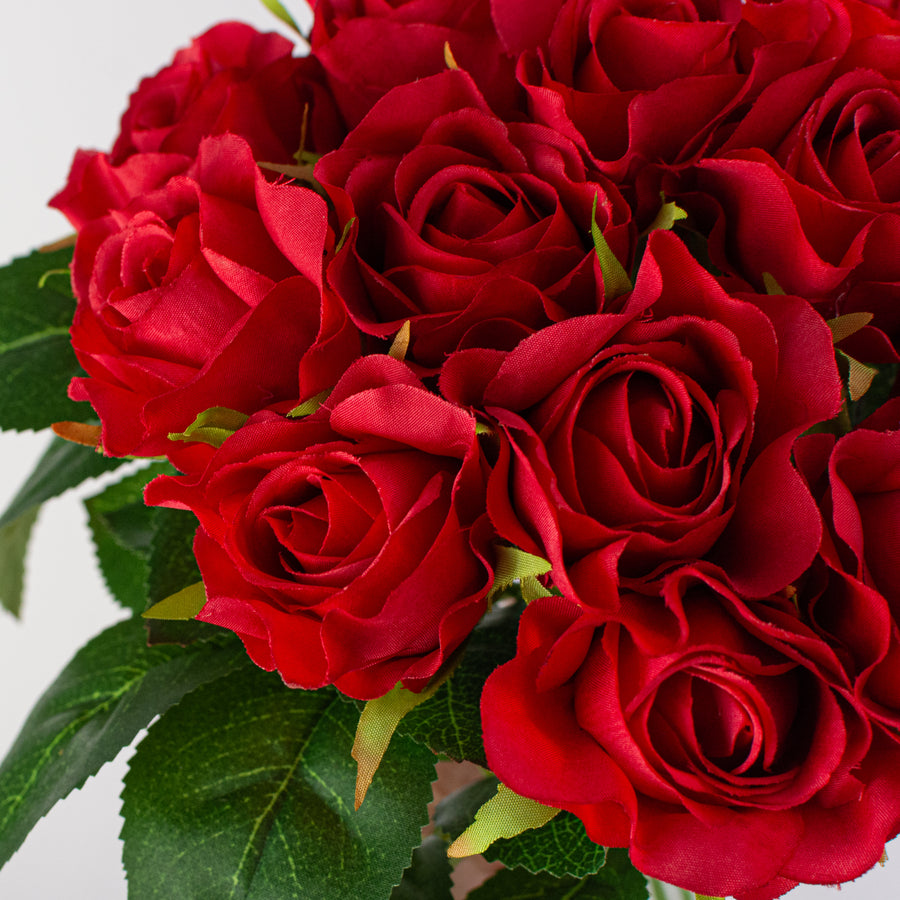 10" Melanie Rose Bouquet: Red (12 Stem)