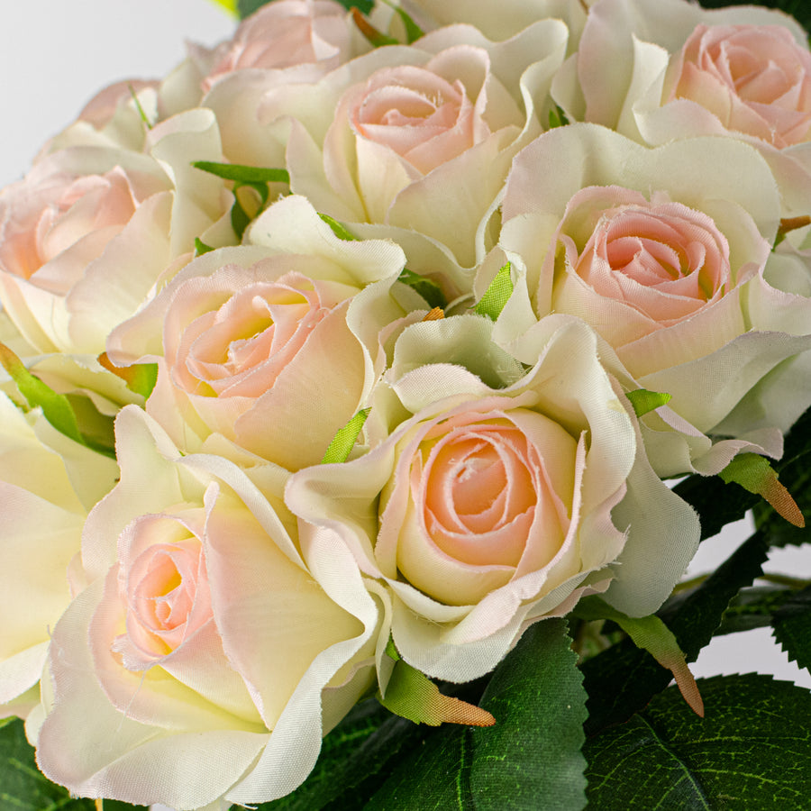 10" Melanie Rose Bouquet: Cream & Pink (12 Stem)