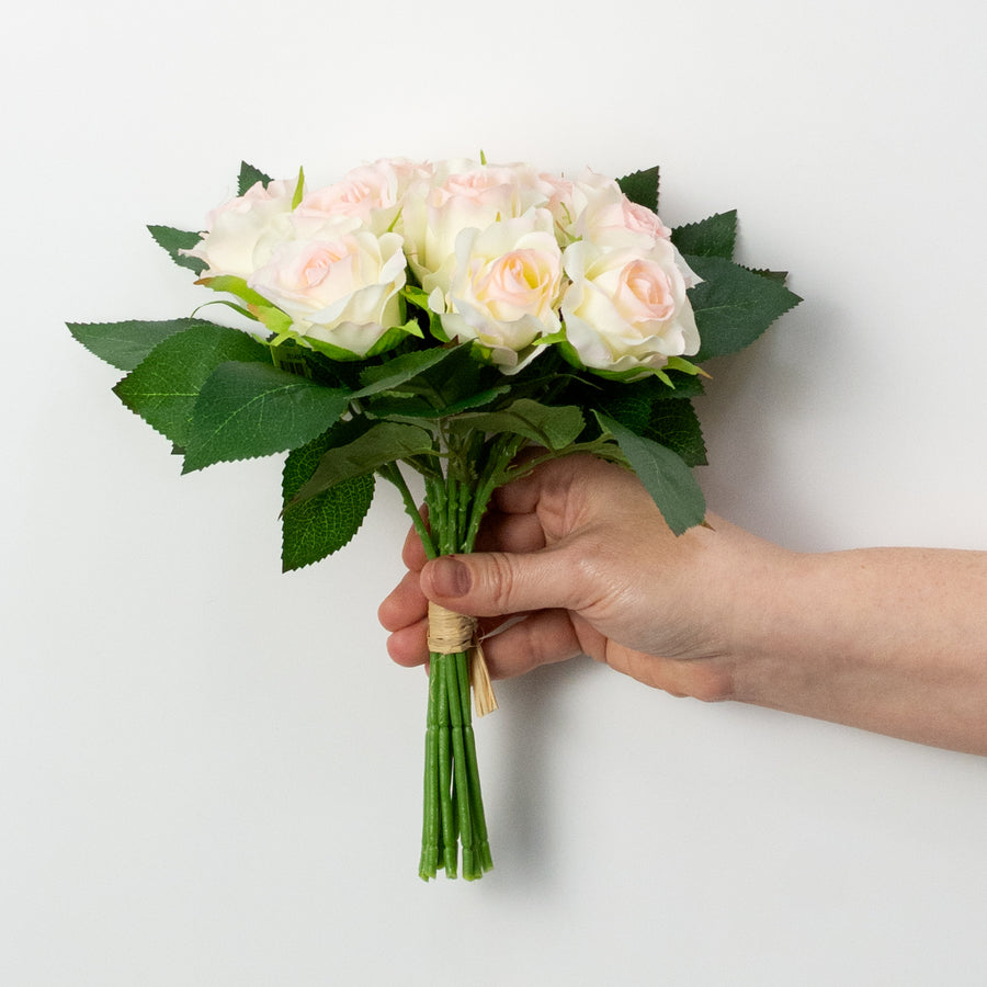 10" Melanie Rose Bouquet: Cream & Pink (12 Stem)