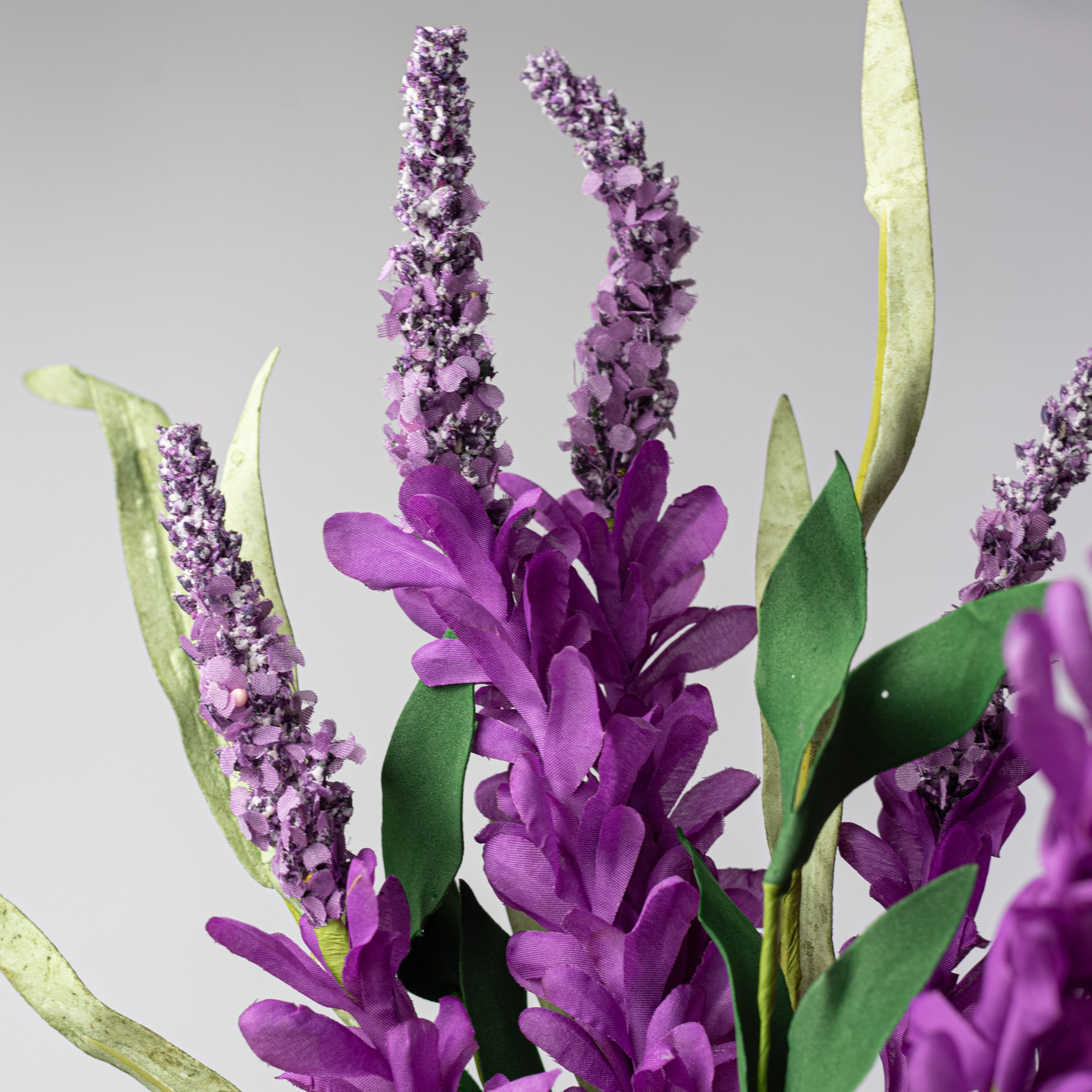 20" Bluebonnet Flowers Bush: Lavender