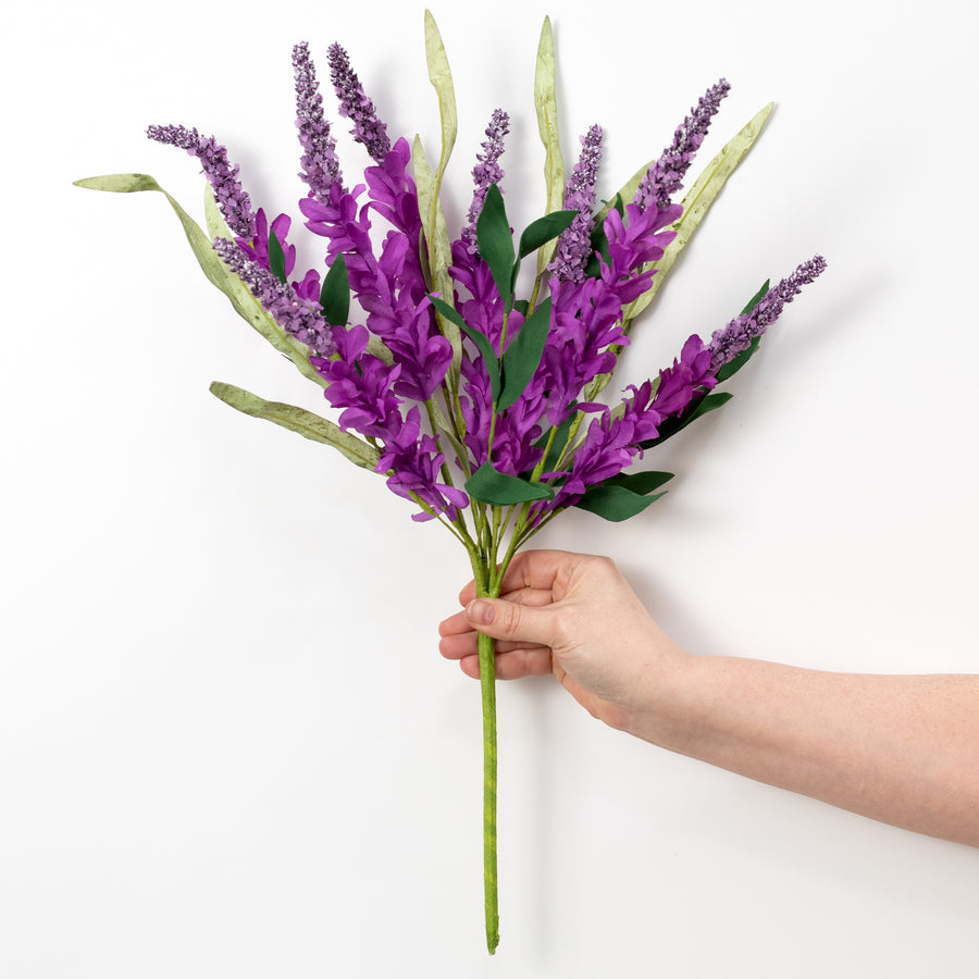 20" Bluebonnet Flowers Bush: Lavender