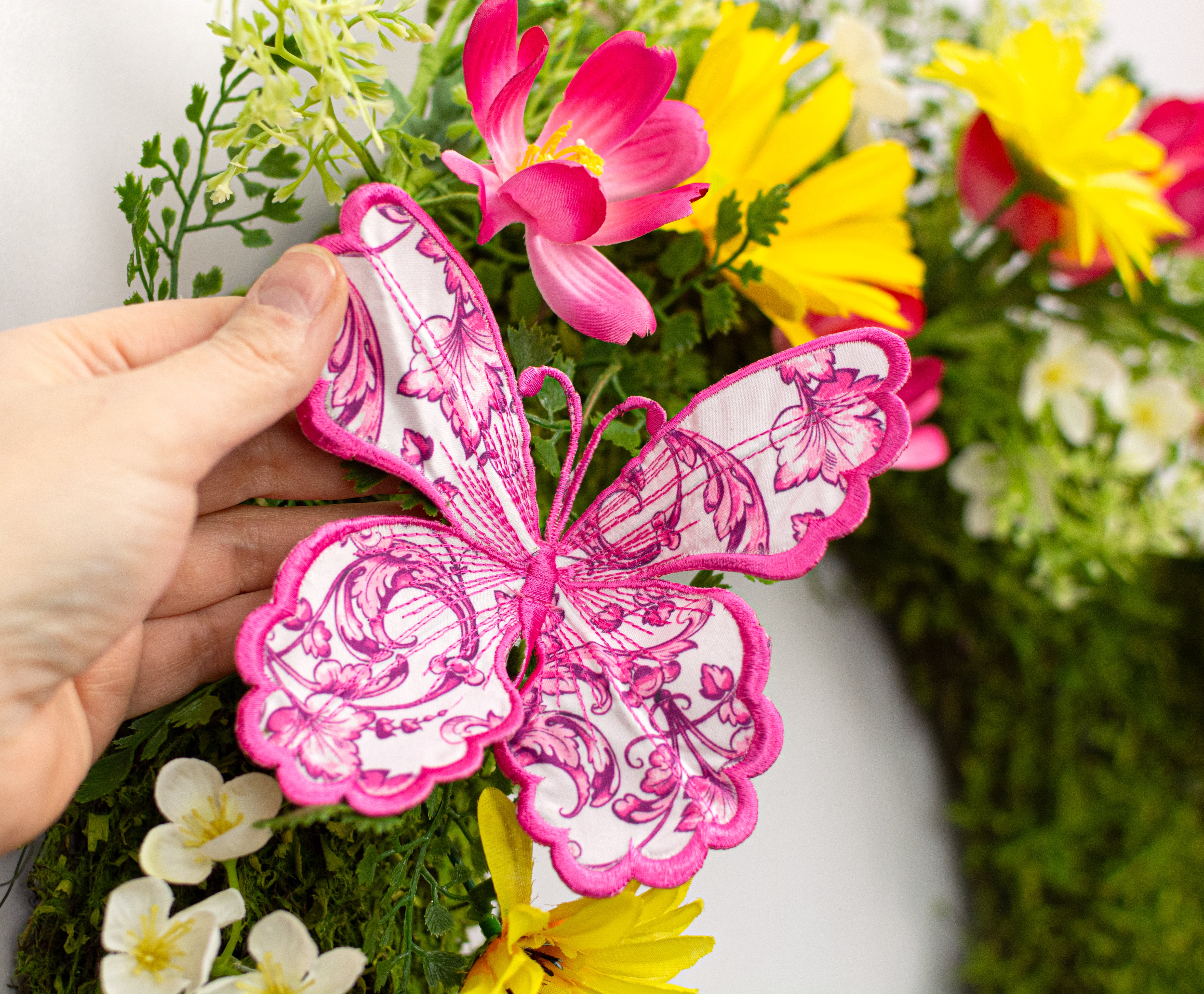 [D Stevens] 6" Acanthus Scroll Chinoiserie Butterfly Clip: Hot Pink
