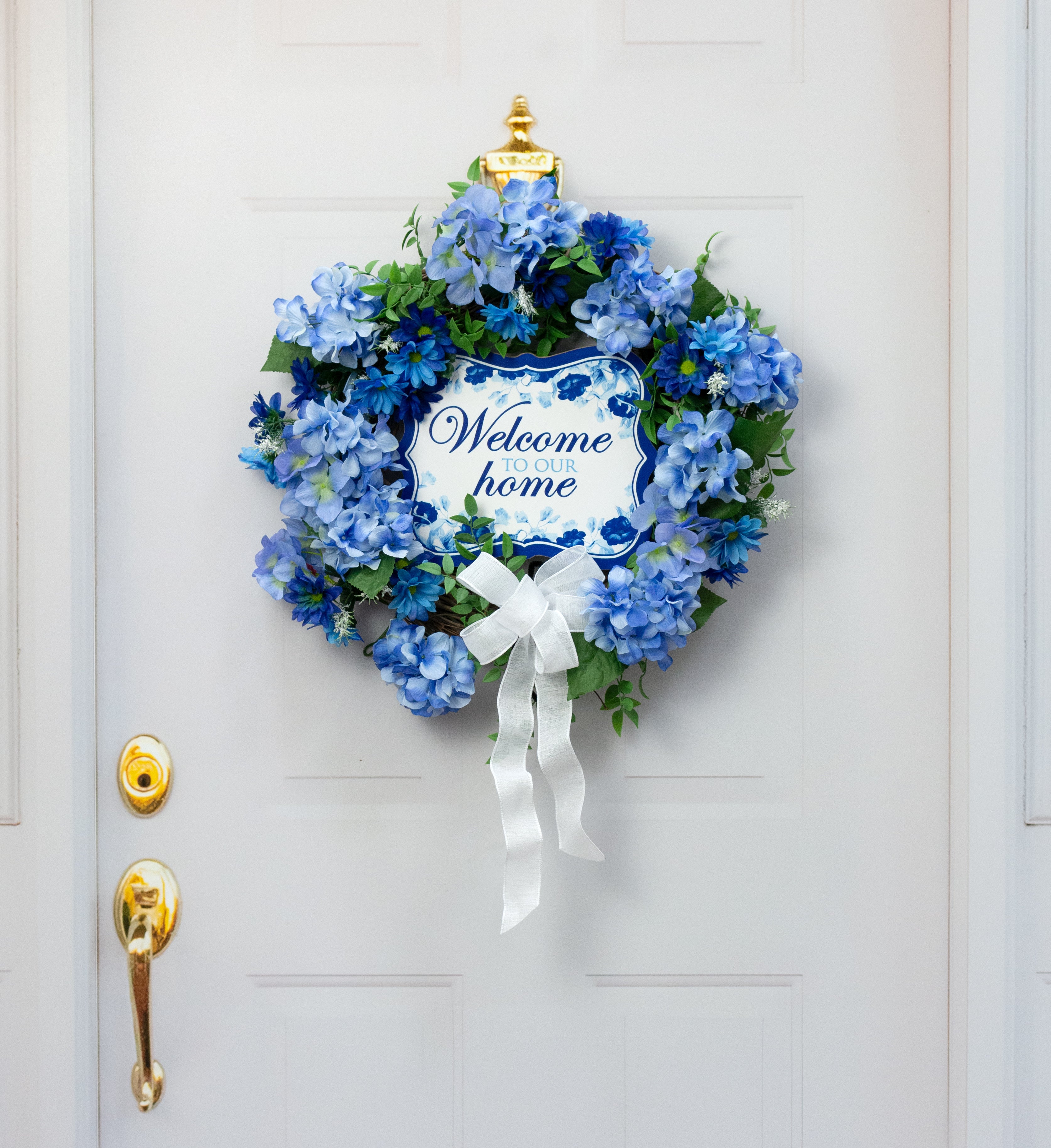 10" Scalloped Wooden Sign: Blue Floral Welcome to our Home