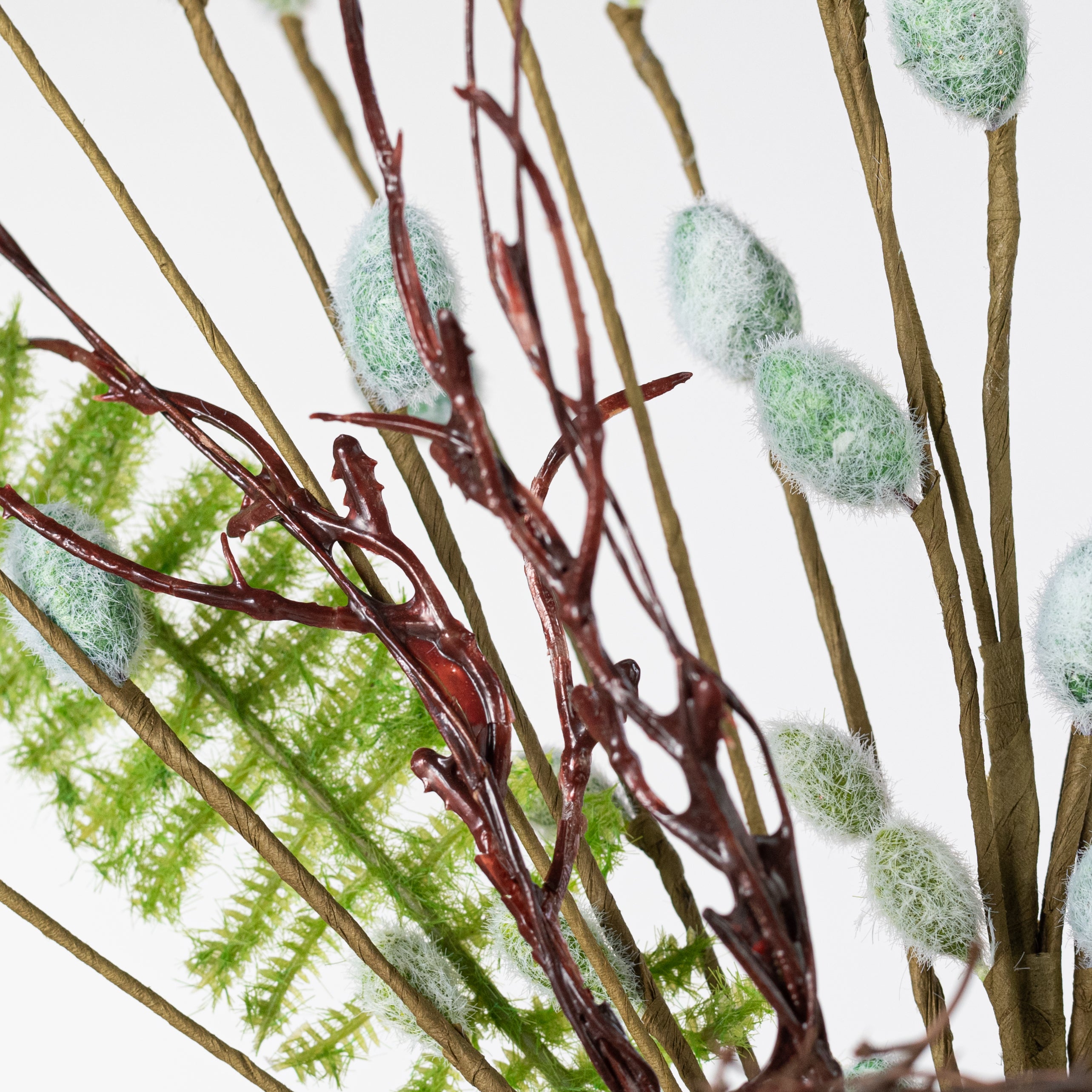 20" Pussy Willow, Fern & Birds Nest Spray