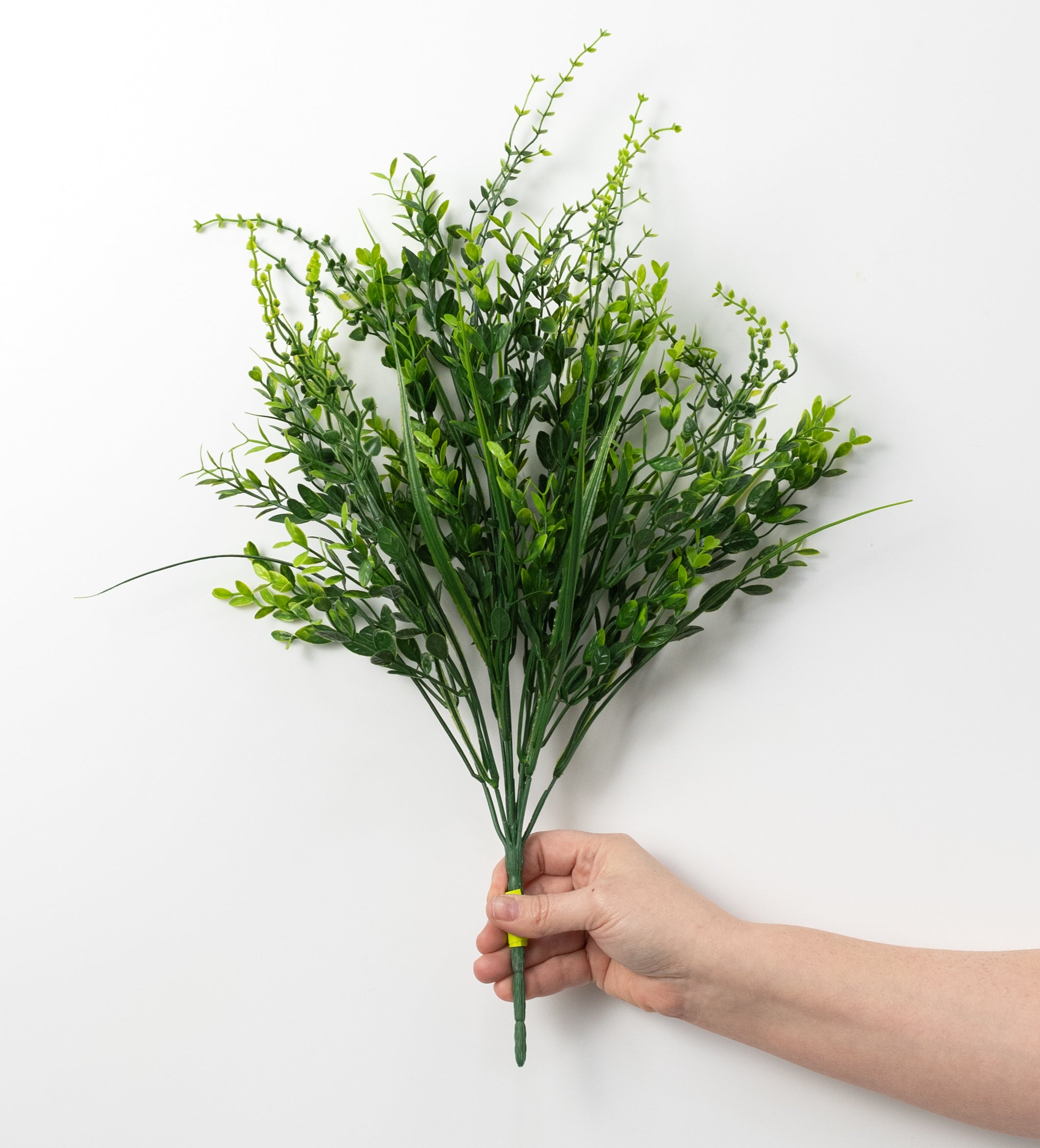 19" Plastic Mixed Leaves Greenery Bush (9 Stem)