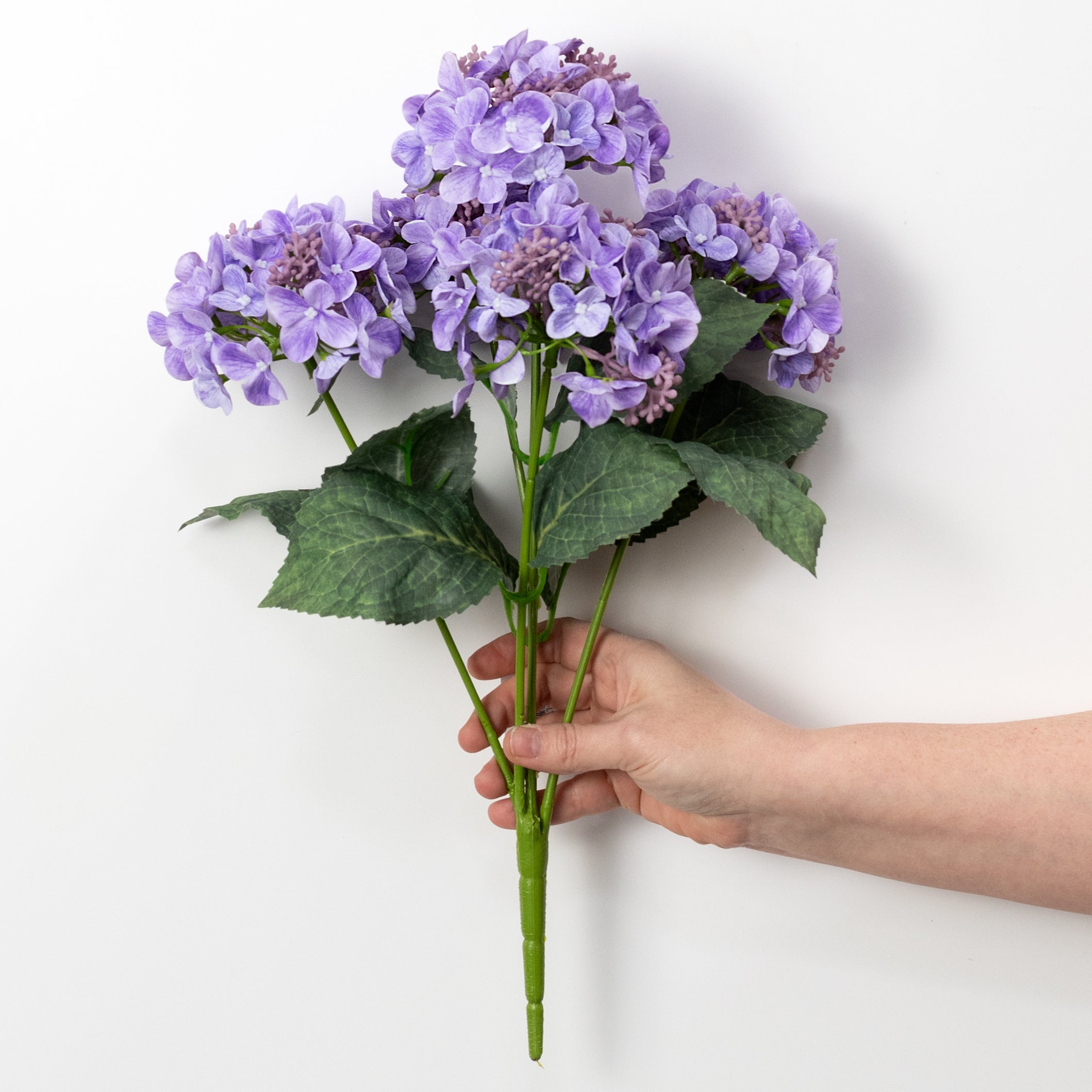 17" Hydrangea Bush: Lavender Purple (5 Stem)