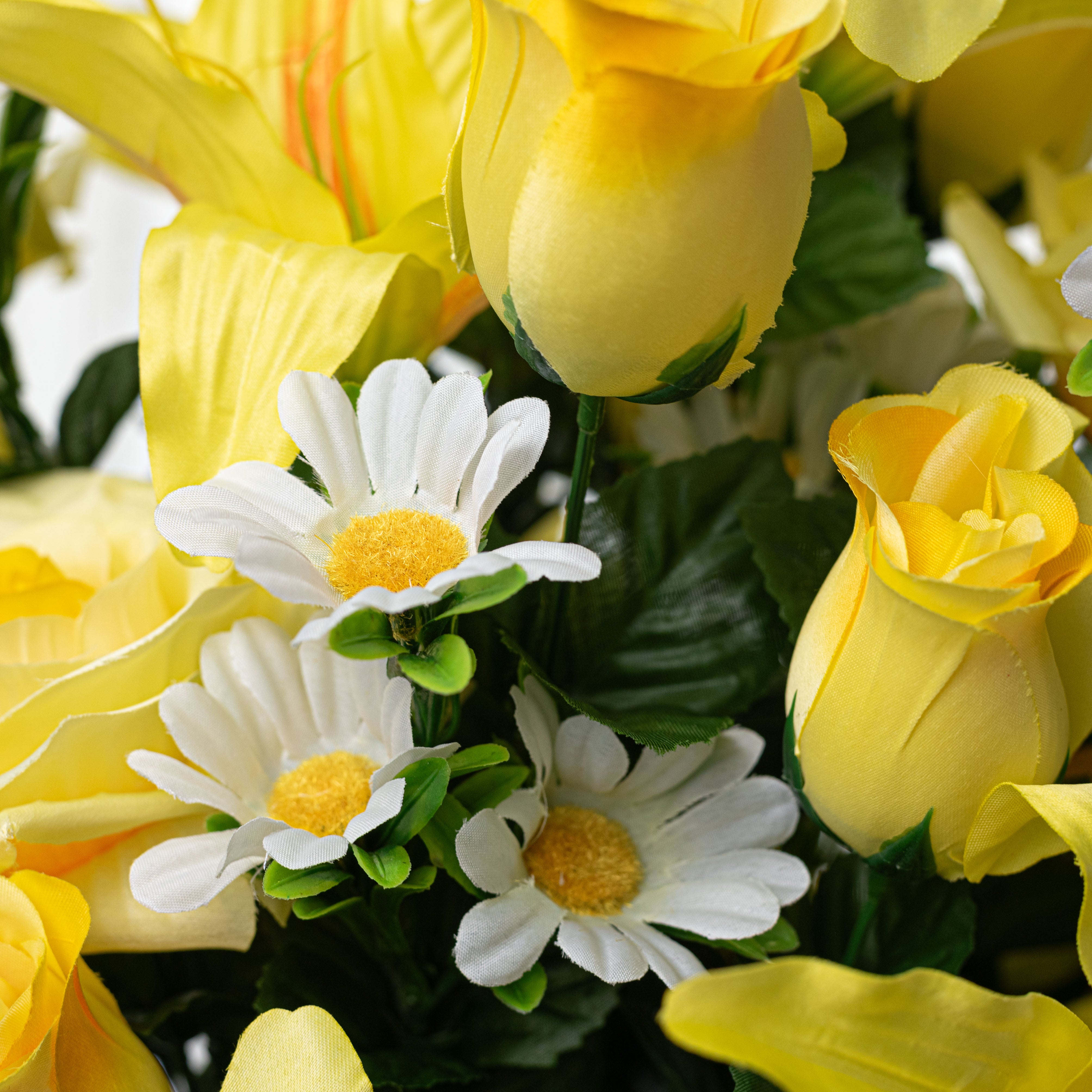 28" Lily, Rose & Daisy Mixed Bush: Yellow & White (36 Stem)