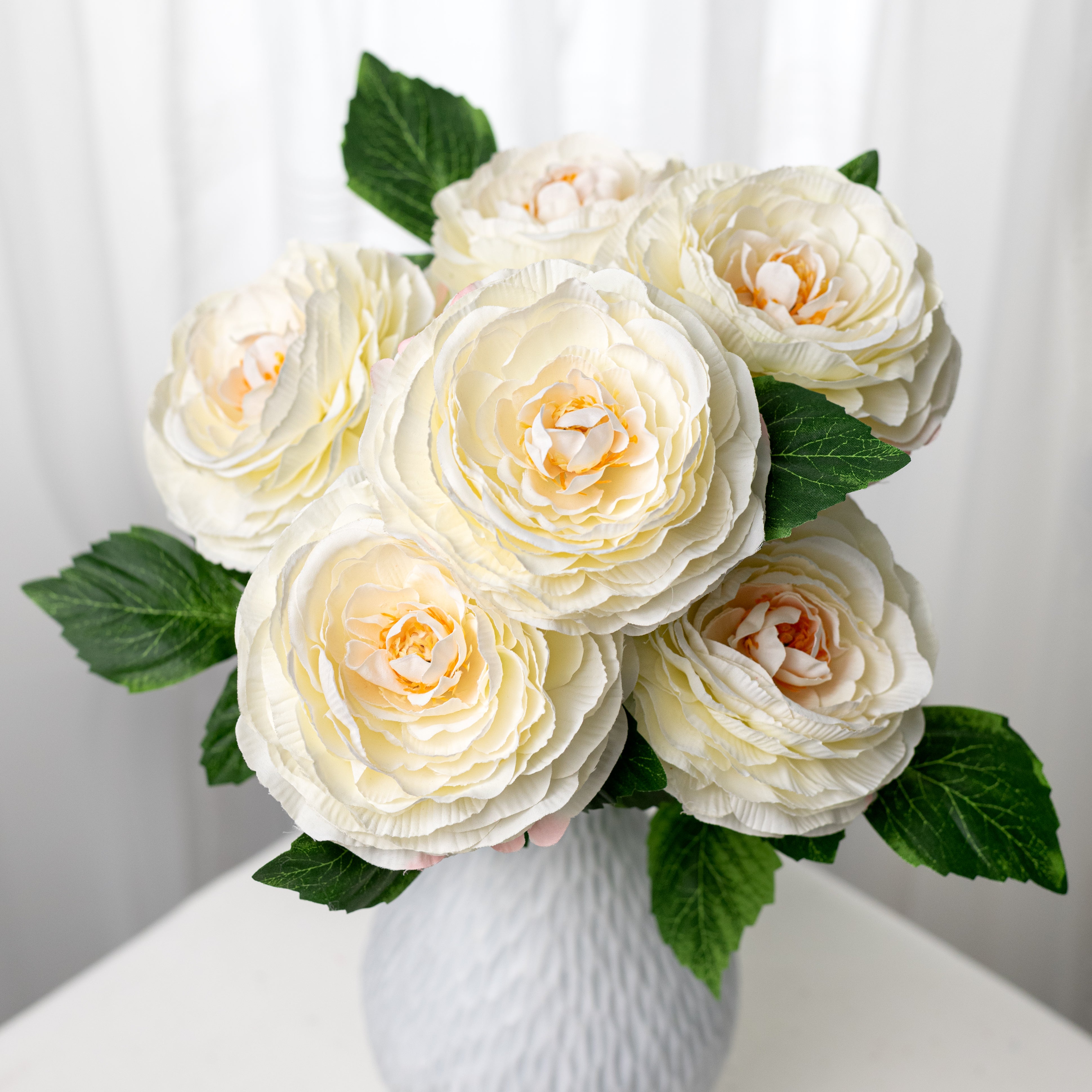 19" Ranunculus Bush: Cream (6 Stem)