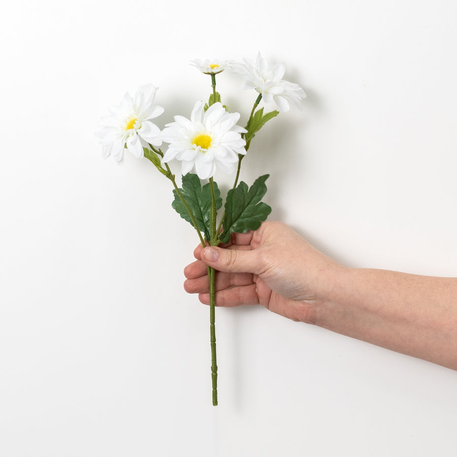 12" Daisy Spray: White