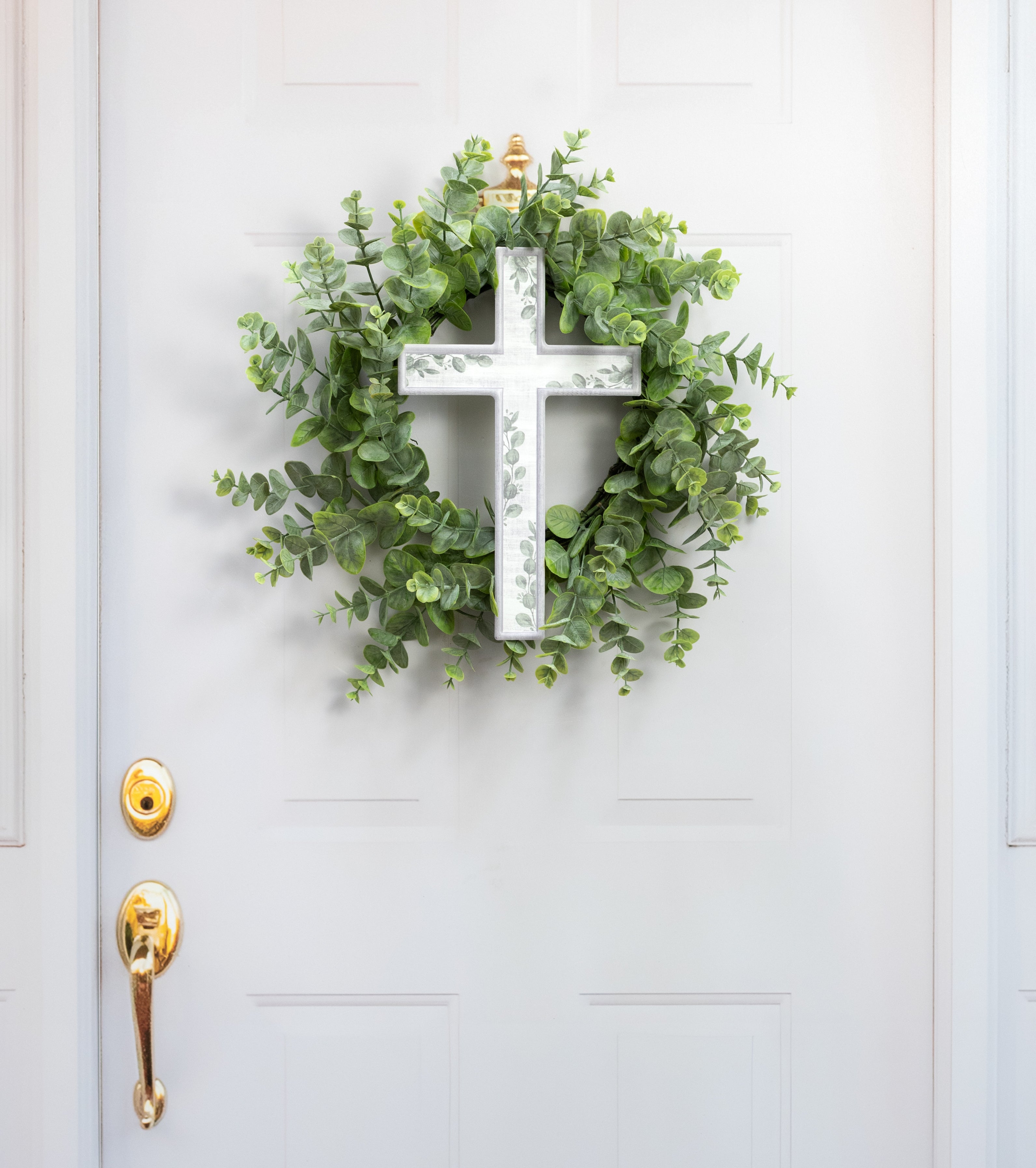 16" Embossed Metal Sign: Eucalyptus Cross