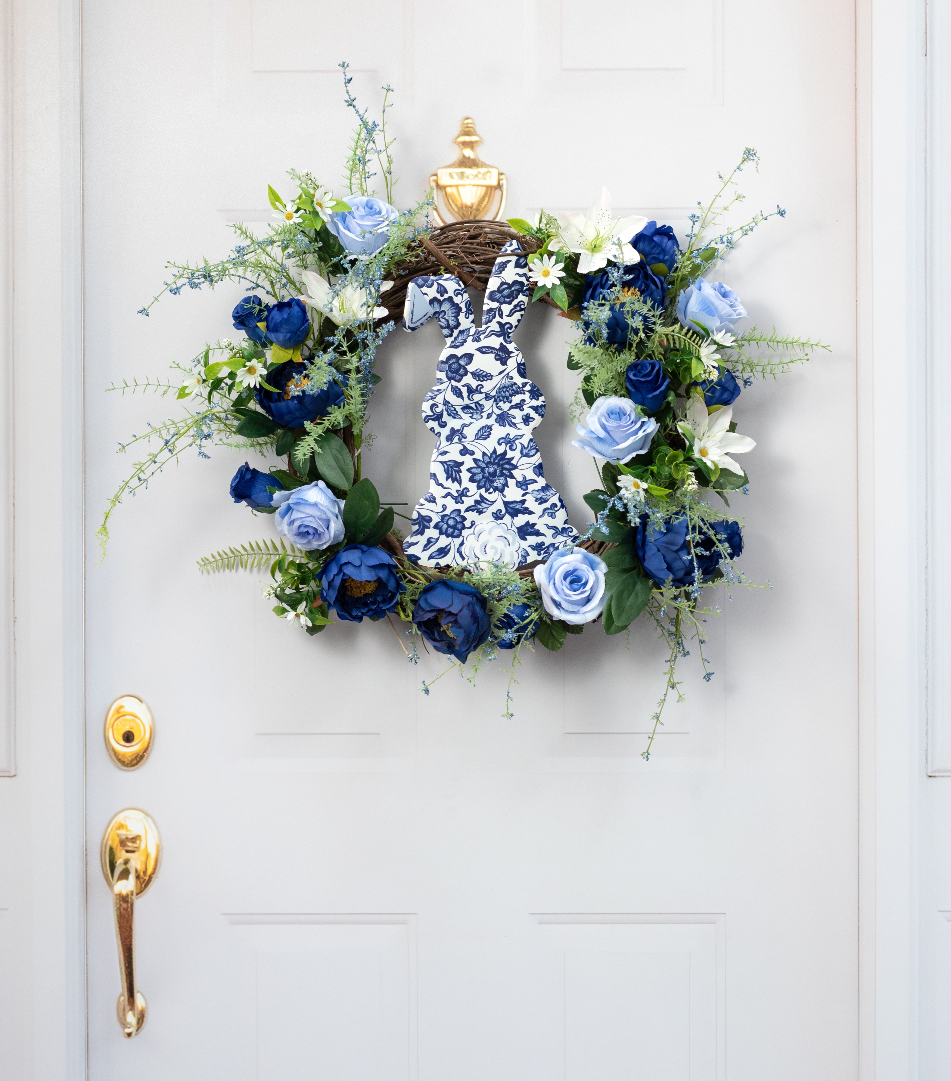 15" Embossed Metal Sign: Blue & White Chinoiserie Bunny Bottom