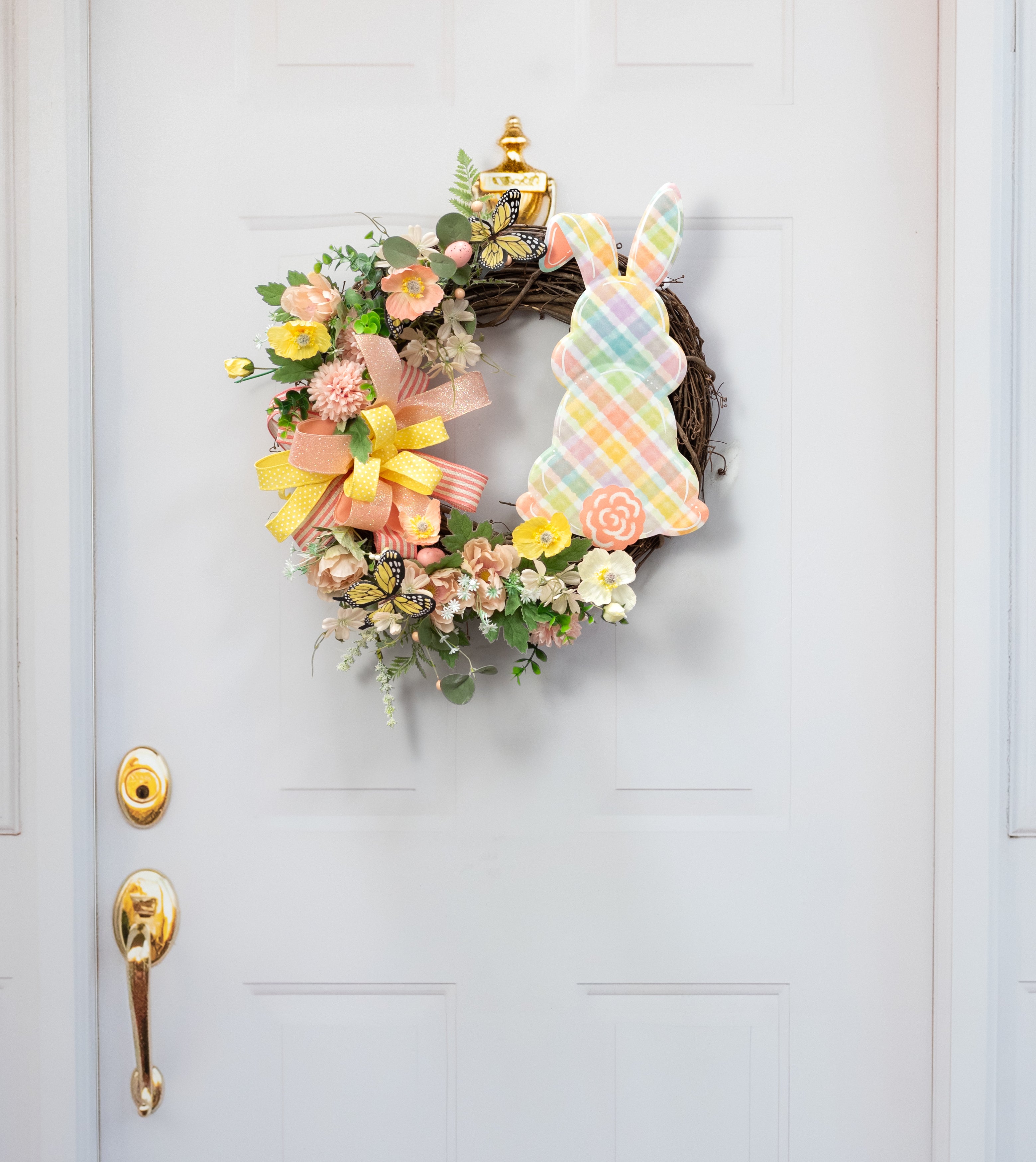 15" Embossed Metal Sign: Multicolor Plaid Bunny Bottom