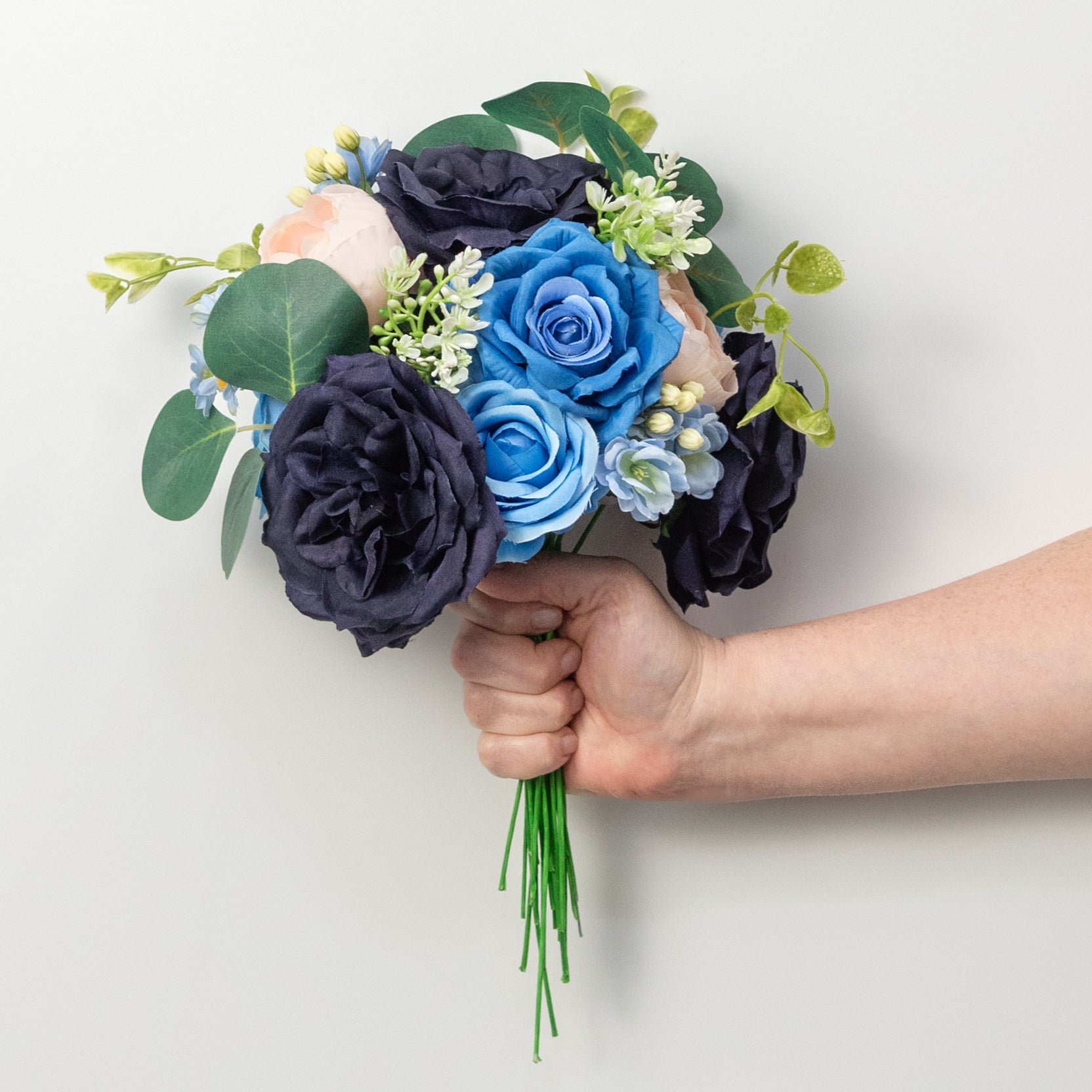 Boxed Pick Mix: Blue Roses & Peonies (23 Stem)