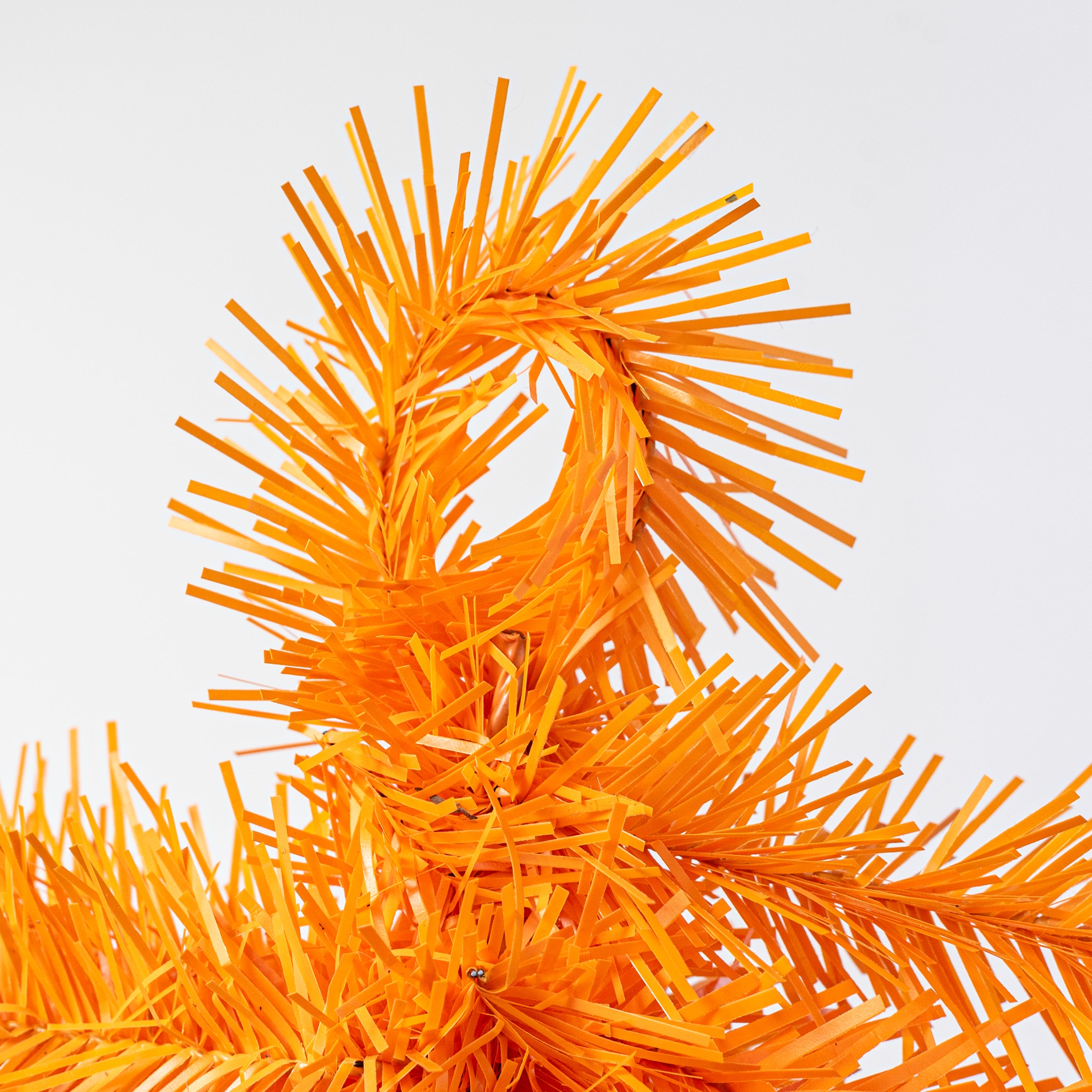 24" Pine Teardrop Swag: Orange (55 Tips)