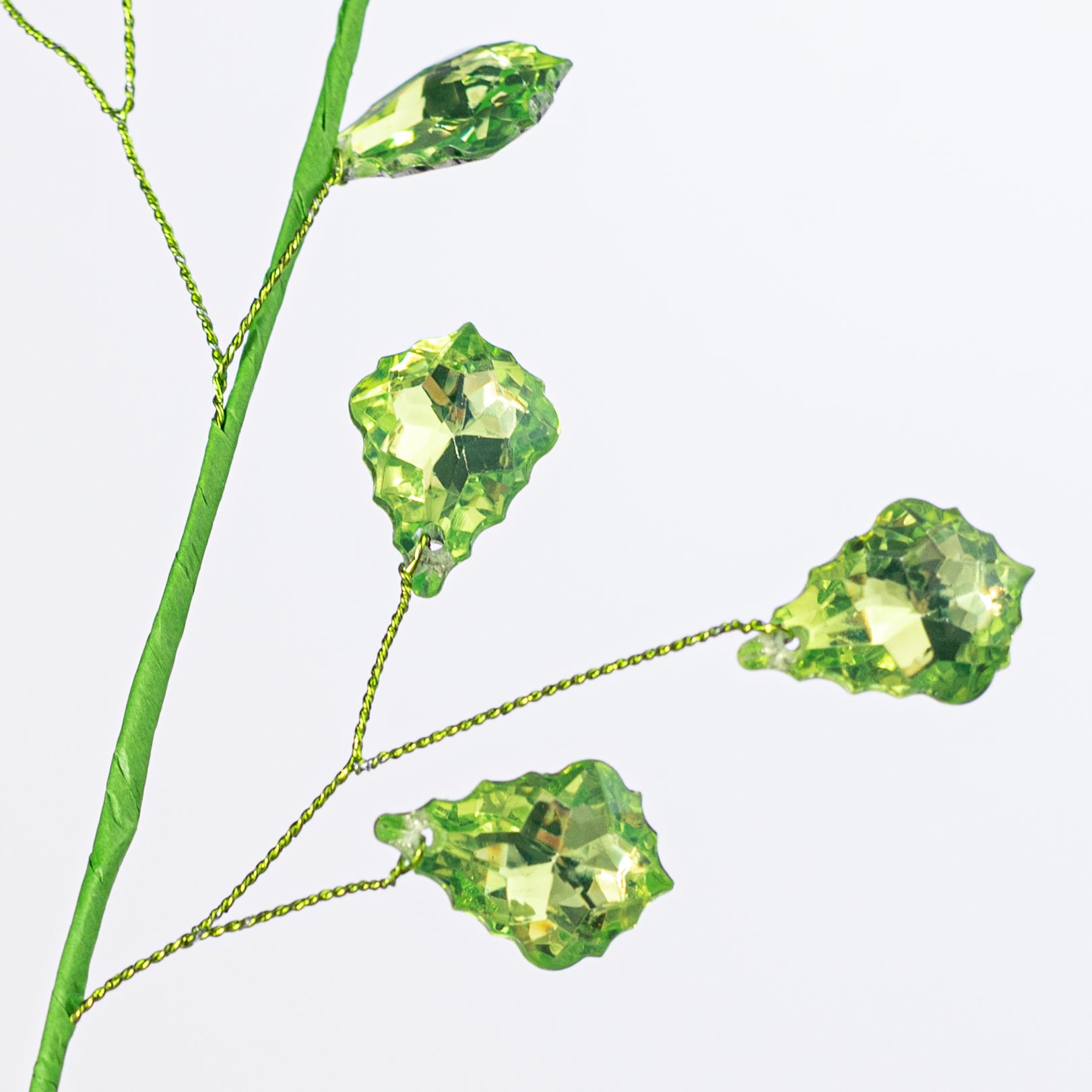 20" Faceted Acrylic Jewel Leaf Spray: Green