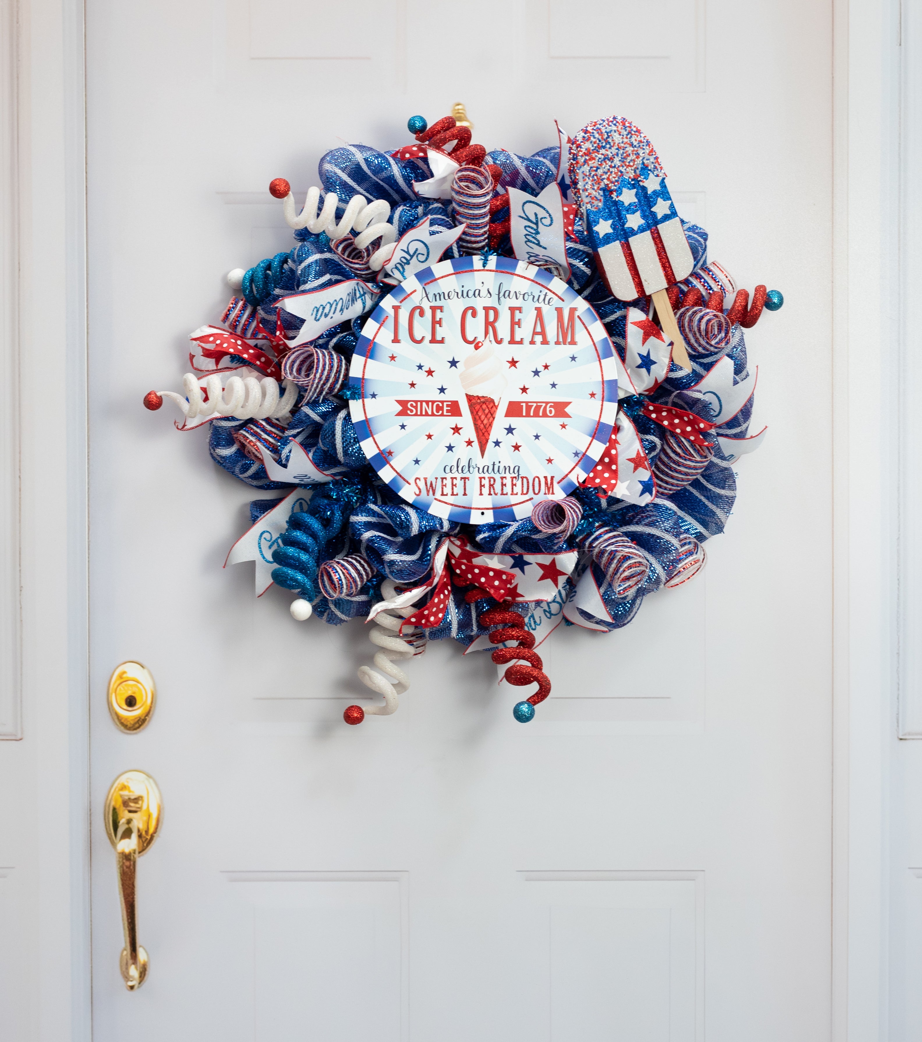12" Round Metal Sign: America's Favorite Ice Cream