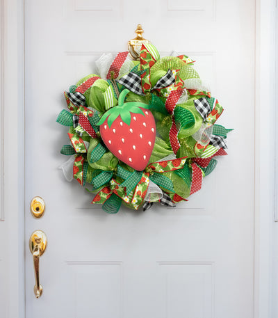 12" Wooden Strawberry Sign