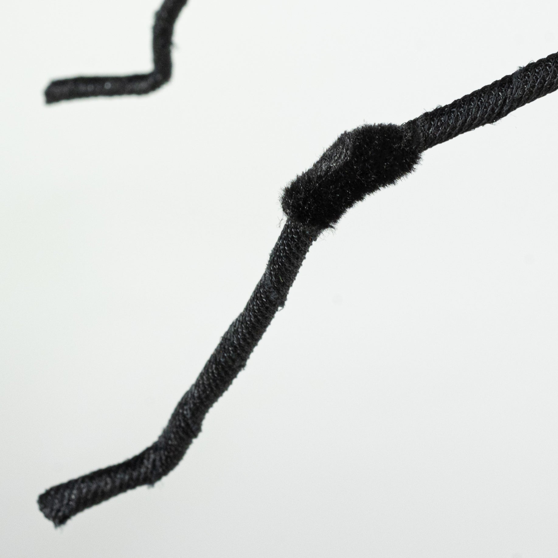 16" Frizzy Tinsel Spider: Black
