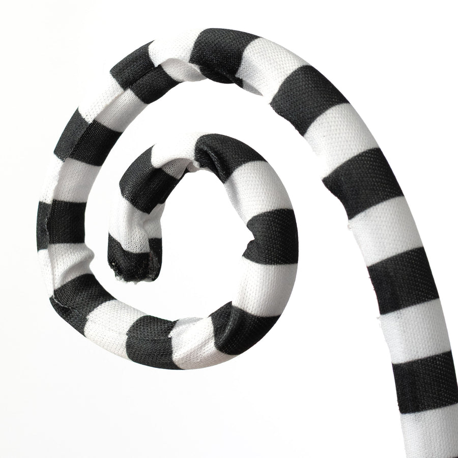 26" Venus Flytrap Curly Spray: Black & White