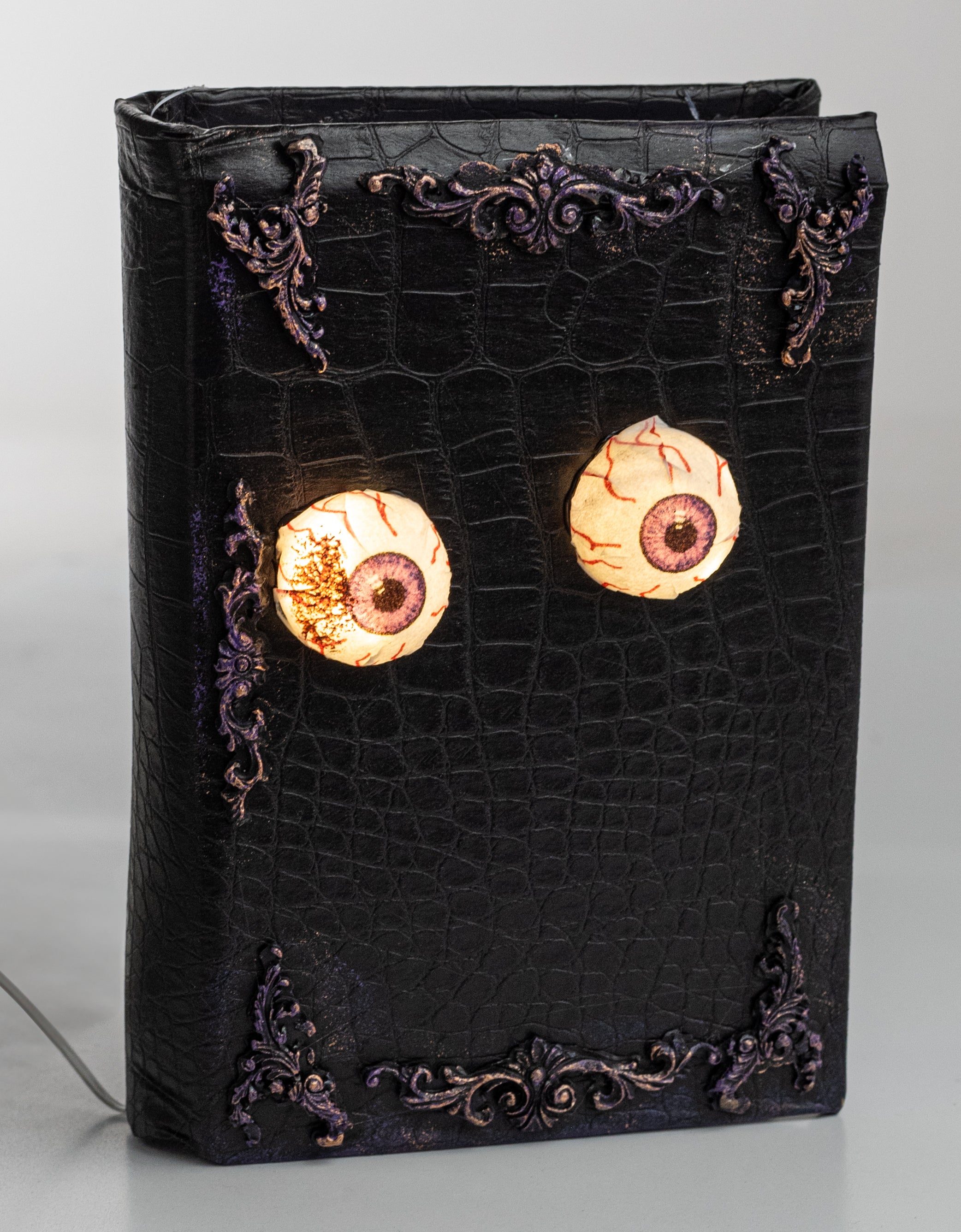 8.25" Spell Book with Eyeballs (Lights Require USB Power)