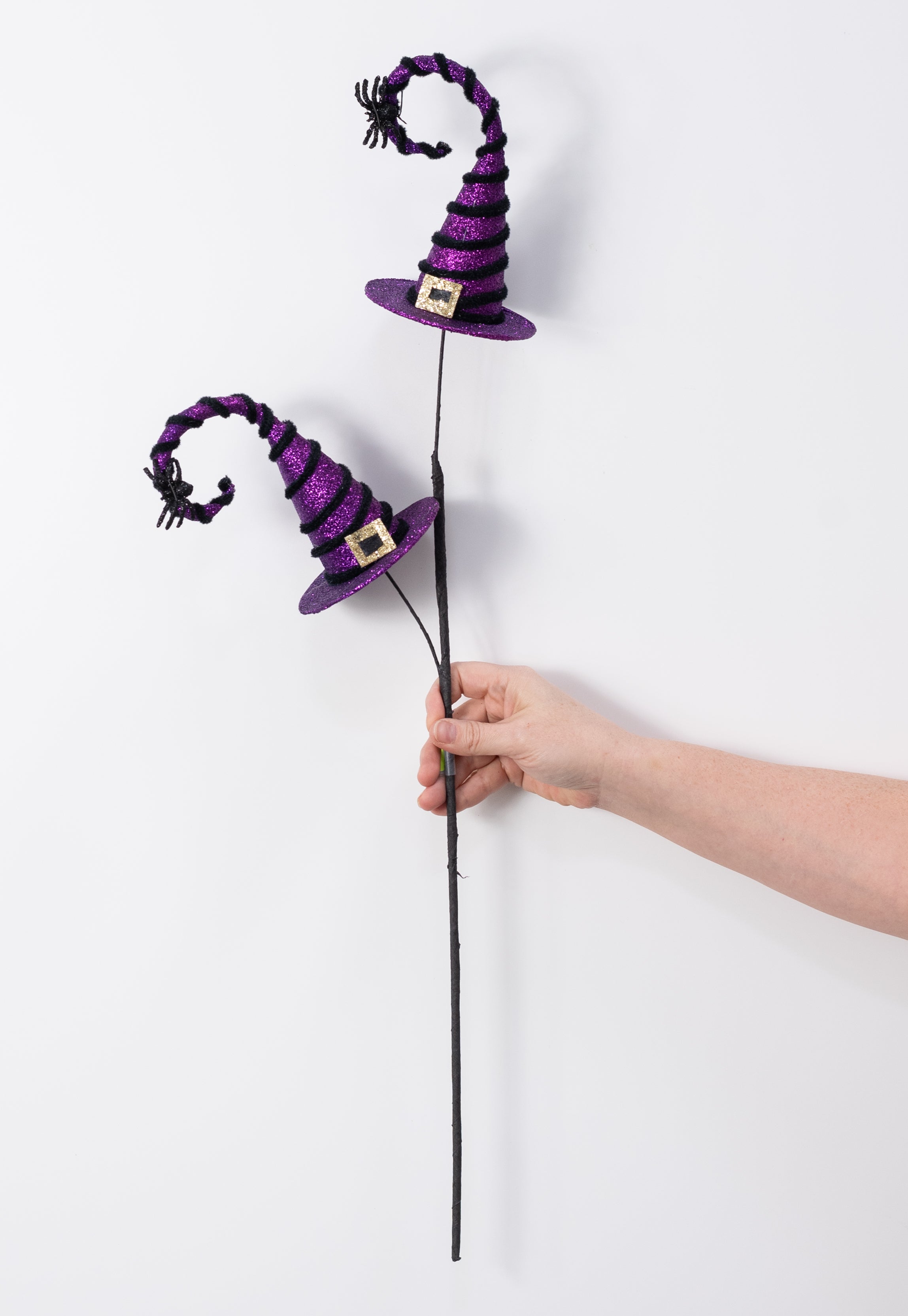 28" Witch Hats Spray: Purple