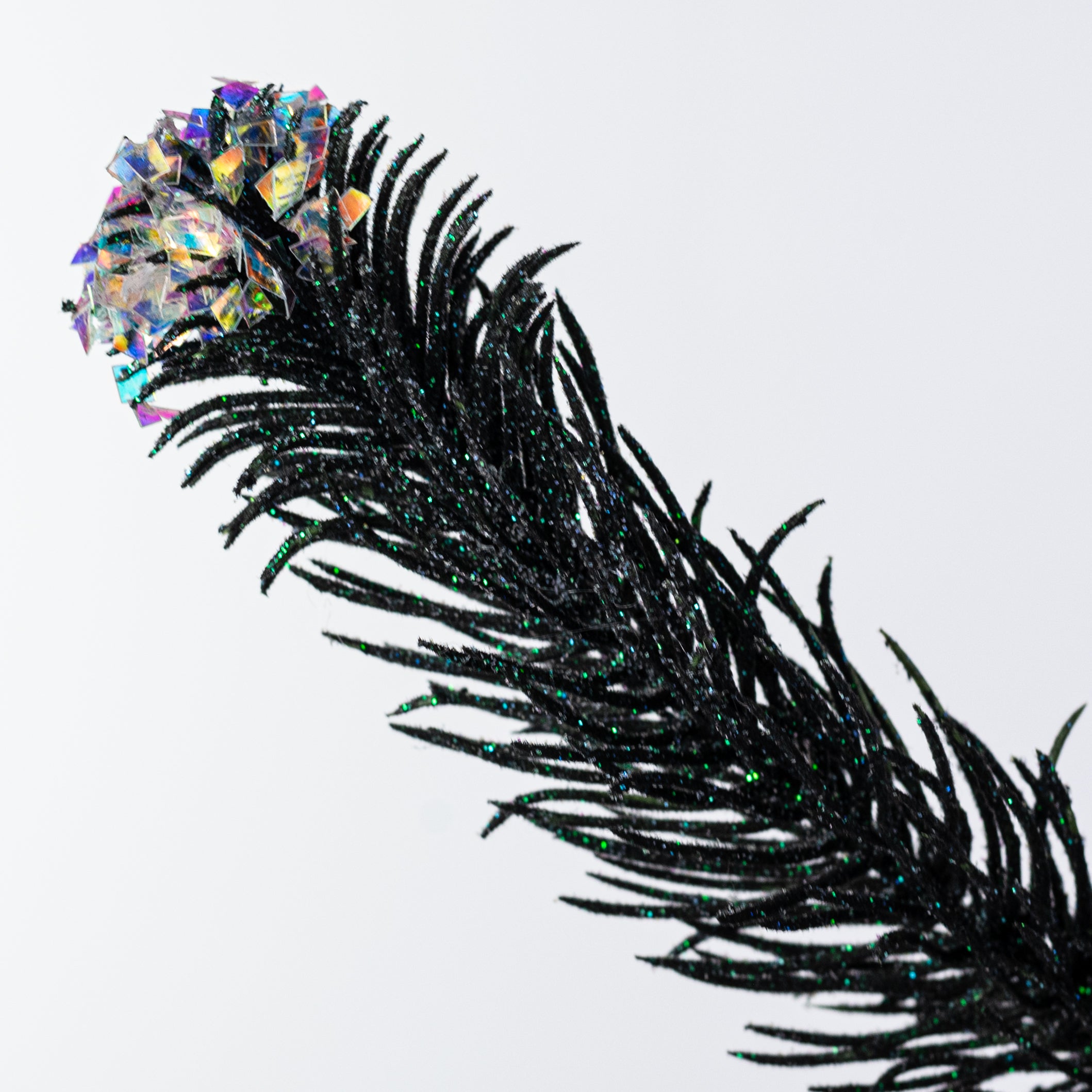 32" Iridescent Spark Teardrop: Black (43 Tips)