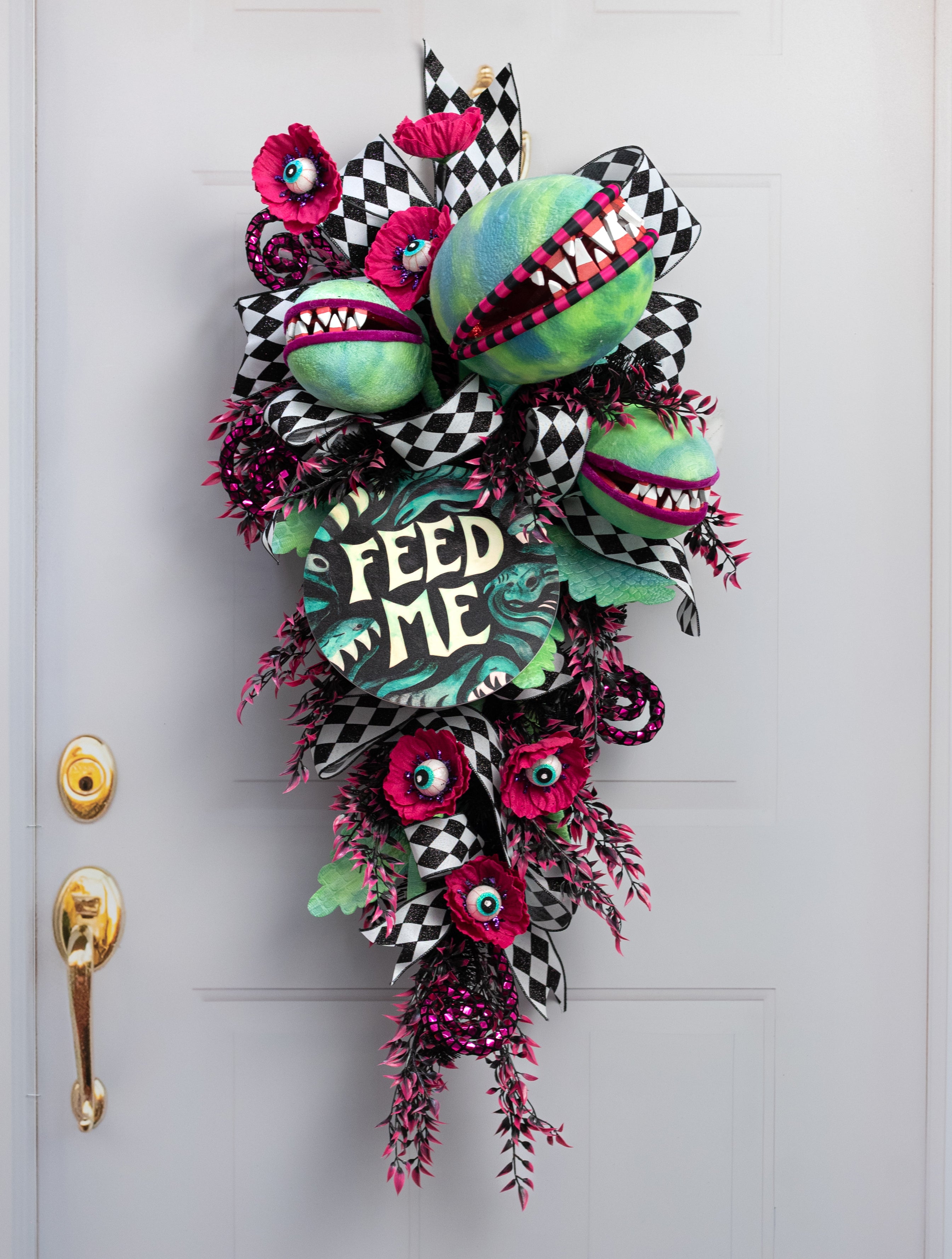 9.4" Round Waterproof Sign: Feed Me Venus Flytrap