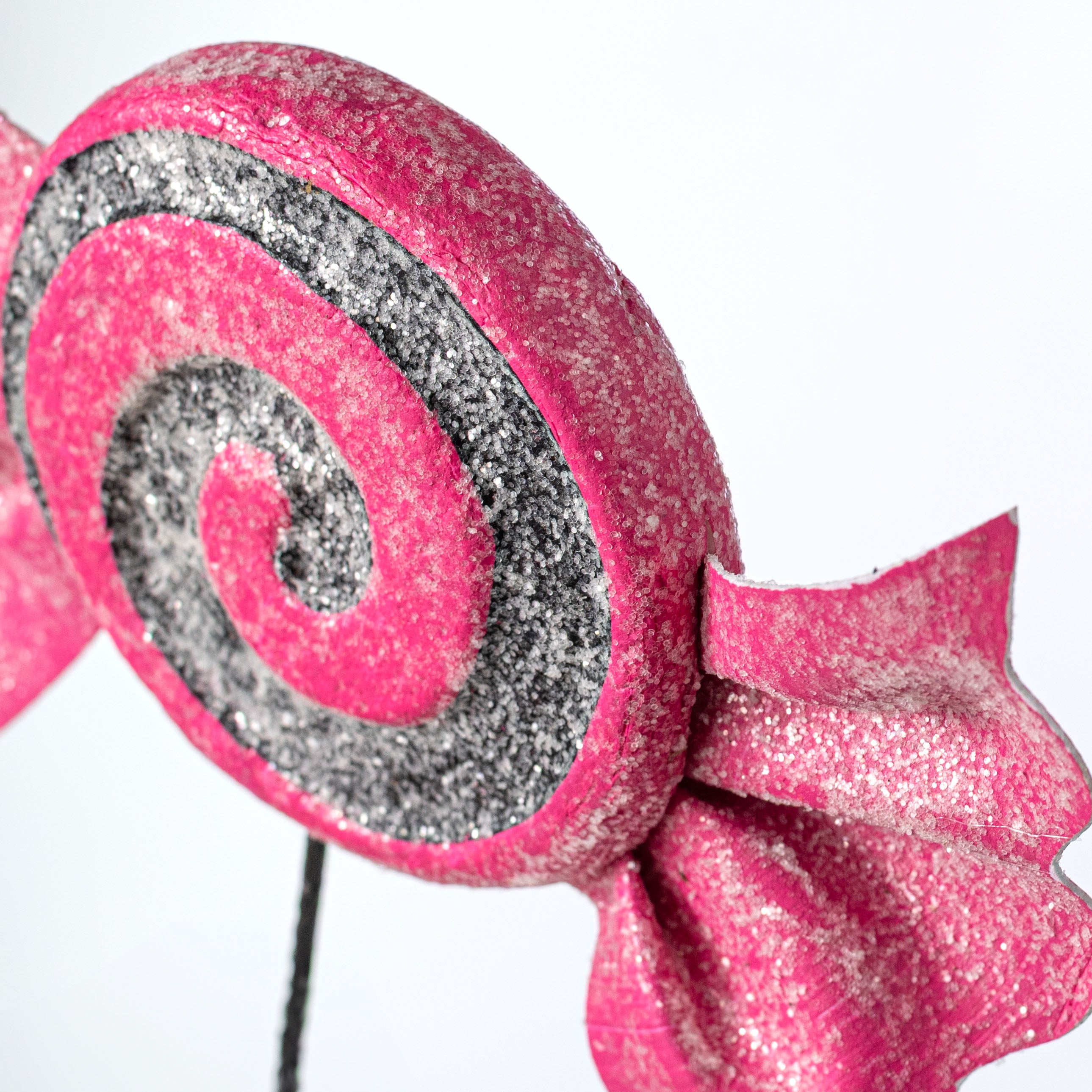 28" Swirl Candy Spray: Fuchsia Pink & Black