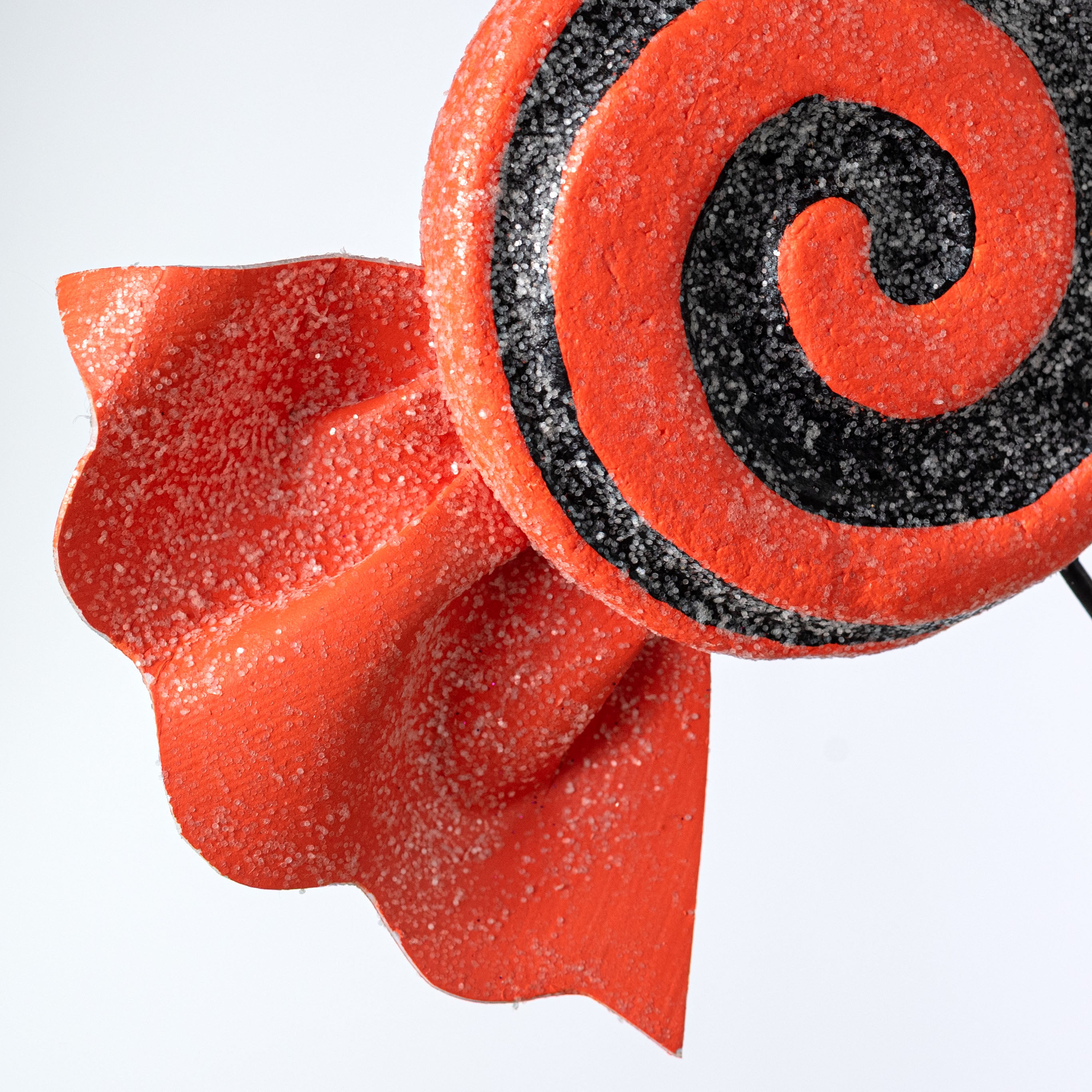 28" Swirl Candy Spray: Orange & Black