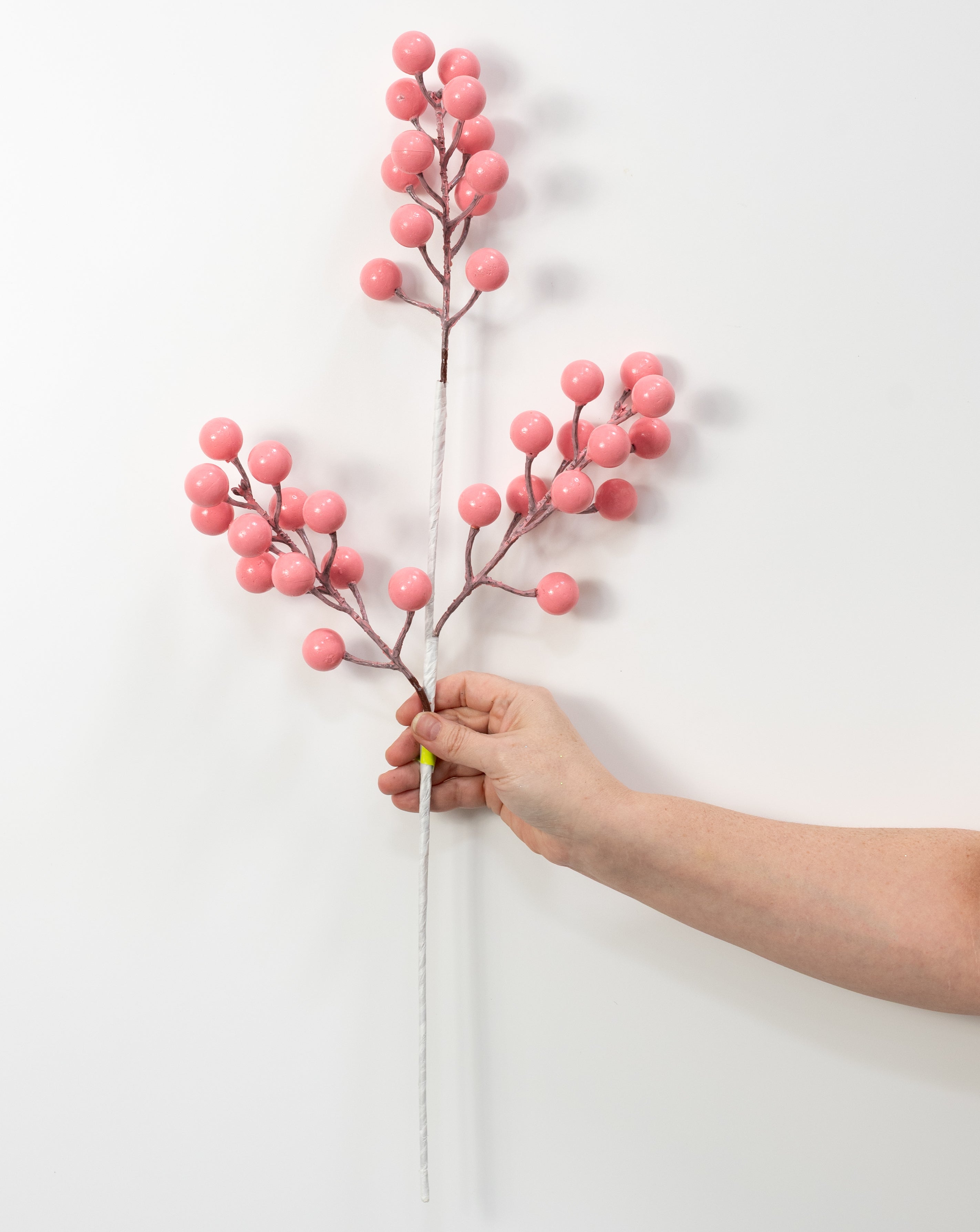 24" Waterproof Berry Spray: Candy Pink