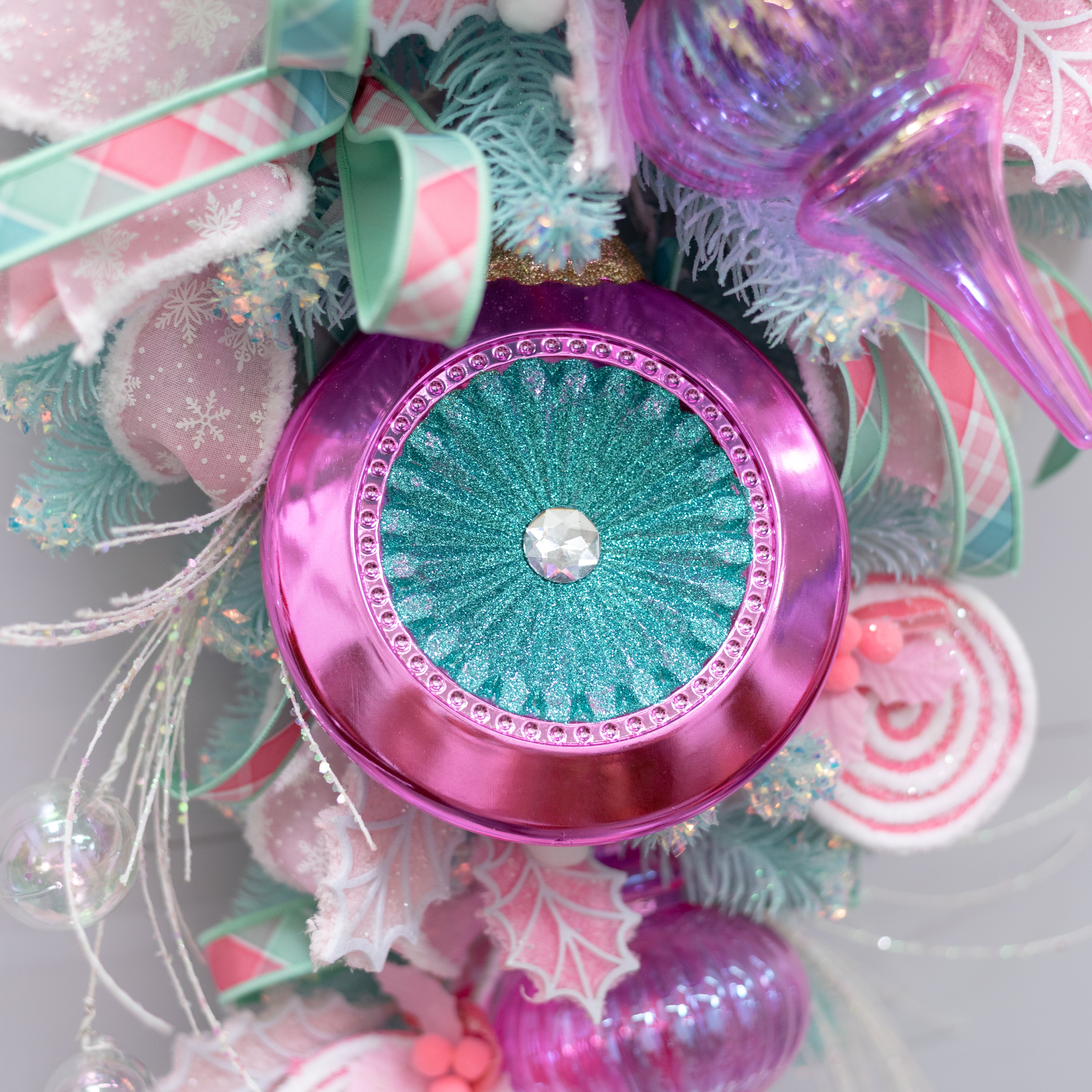 8" Glittered Disc Flat Ornament: Fuchsia Pink & Mint Blue